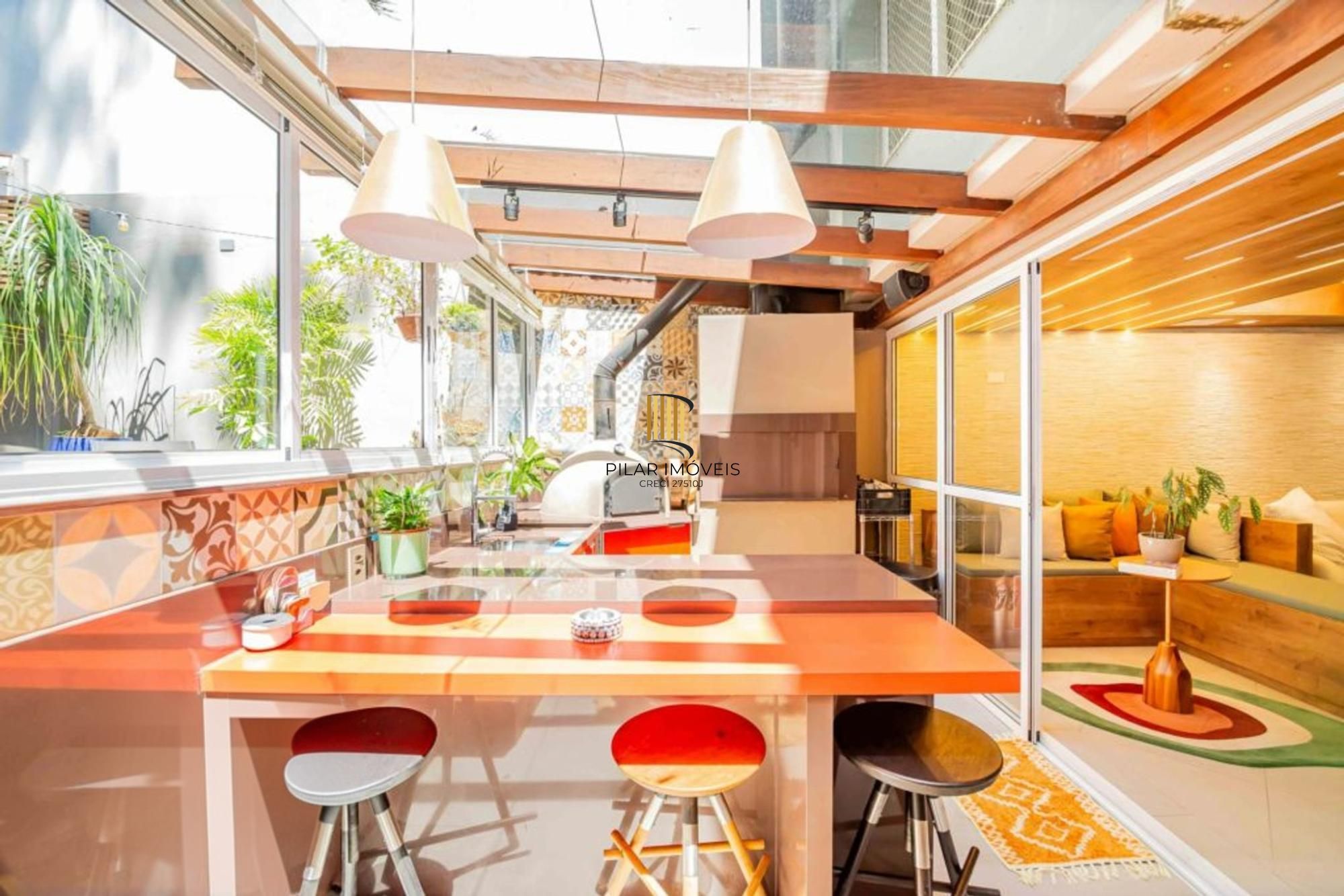 Apartamento garden com 2 quartos e 110m² à venda em Mont'serrat,