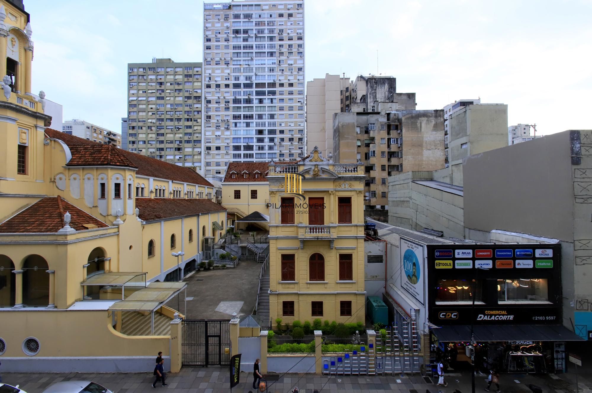 Apartamento 3 quartos com elevador no centro de Porto Alegre para Comprar