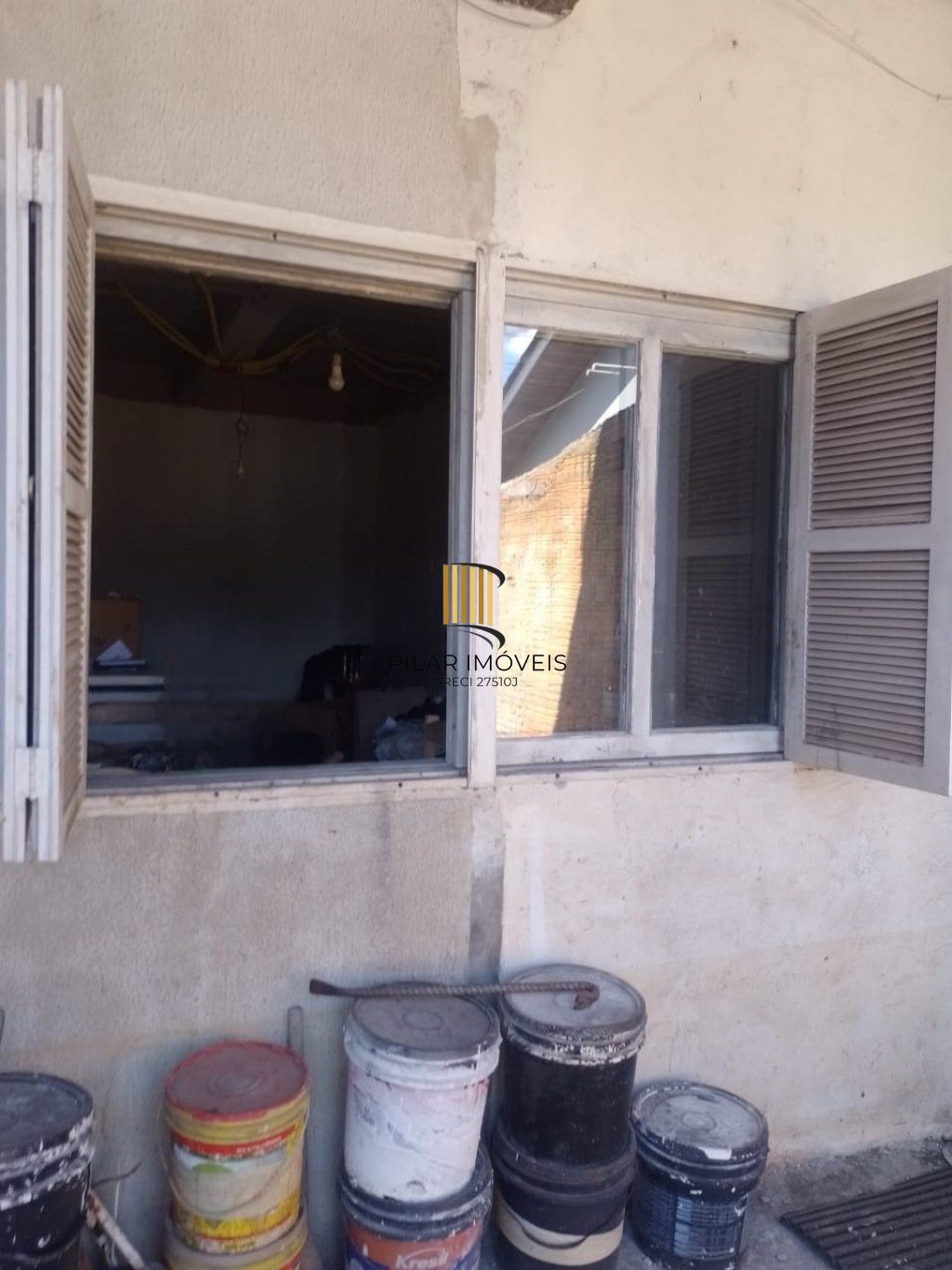 Casa 1 dormitório com 1 vaga de garagem no bairro Mato Grande em Canoas.