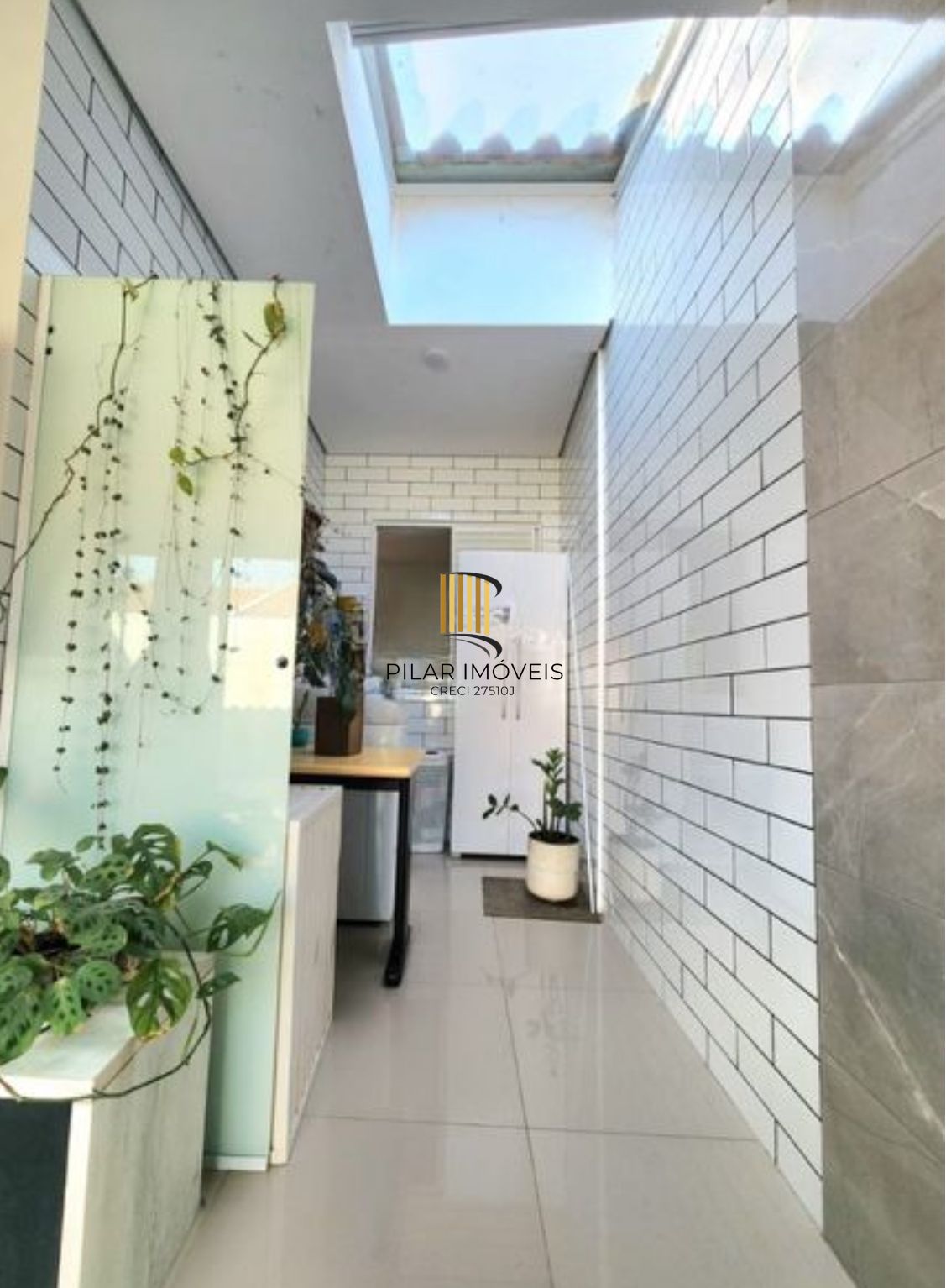 Casa em Condomínio com 2 quartos e 73m² à venda em Jardim Algarve, Alvorada.
