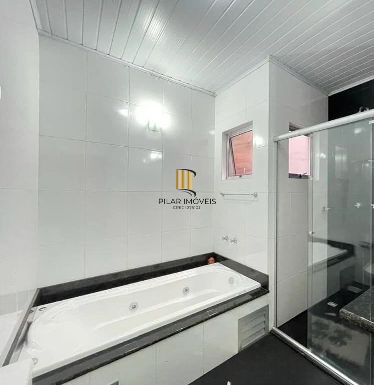 Casa com 4 quartos no Bairro Sarandí