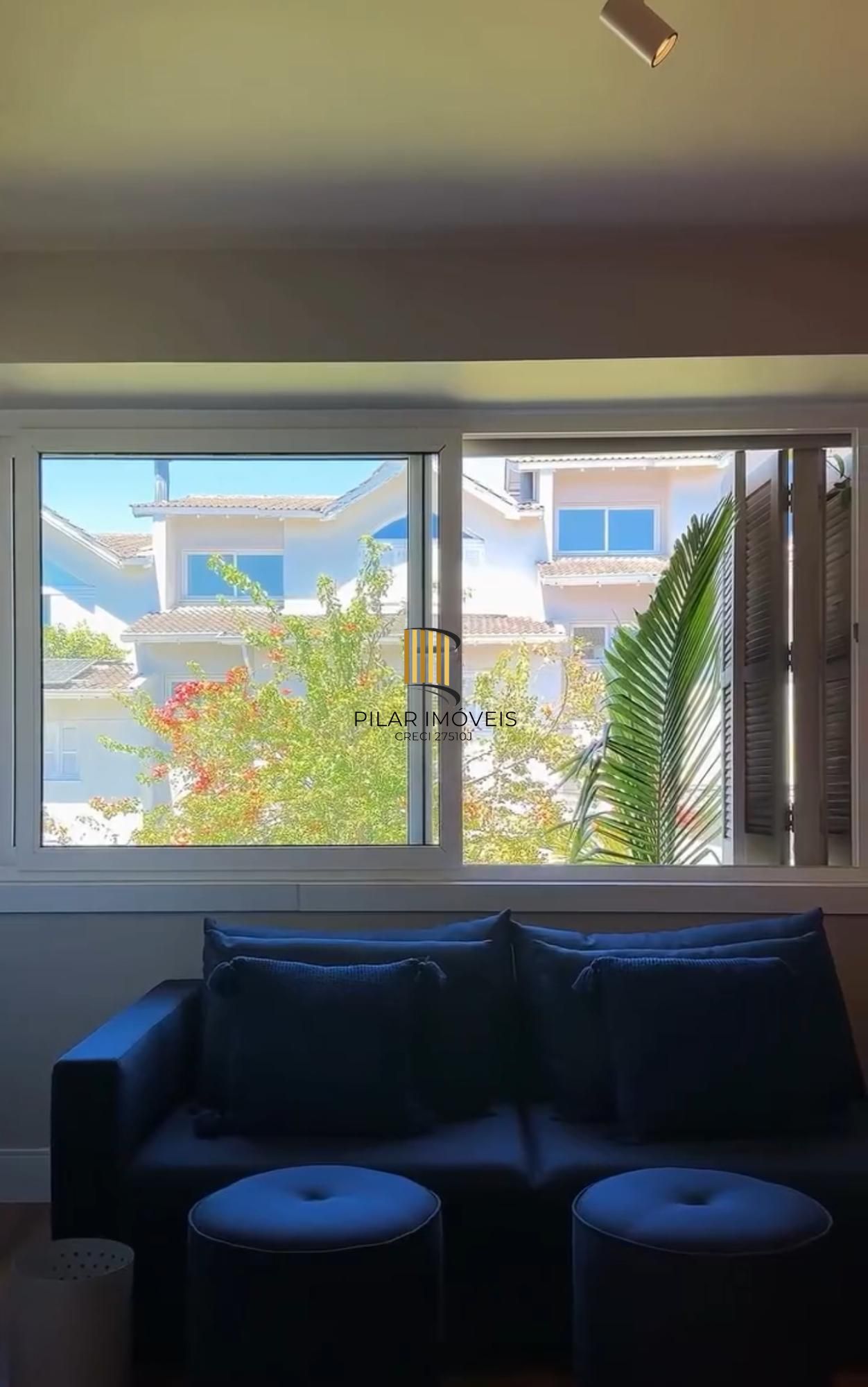 Casa em Condomínio com 3 quartos e 324m² à venda na  Rua João Caetano