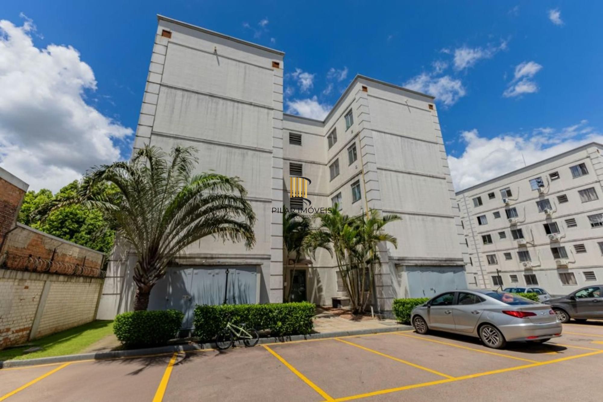 Apartamento de 2 dormitórios, 1 vaga de garagem no bairro Igara em Canoas.