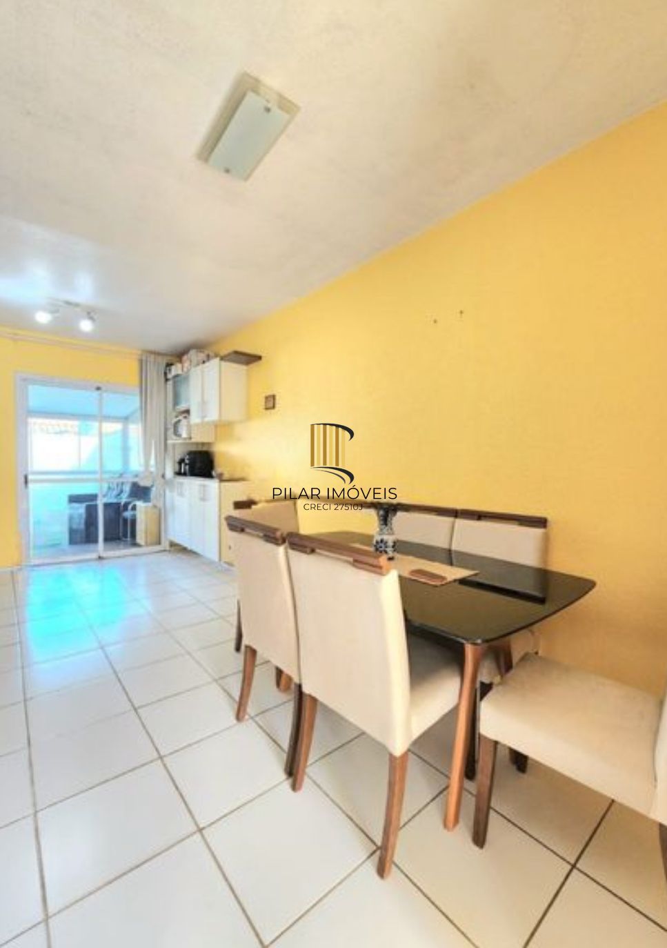 Casa em Condomínio com 2 quartos e 73m² à venda em Jardim Algarve, Alvorada.
