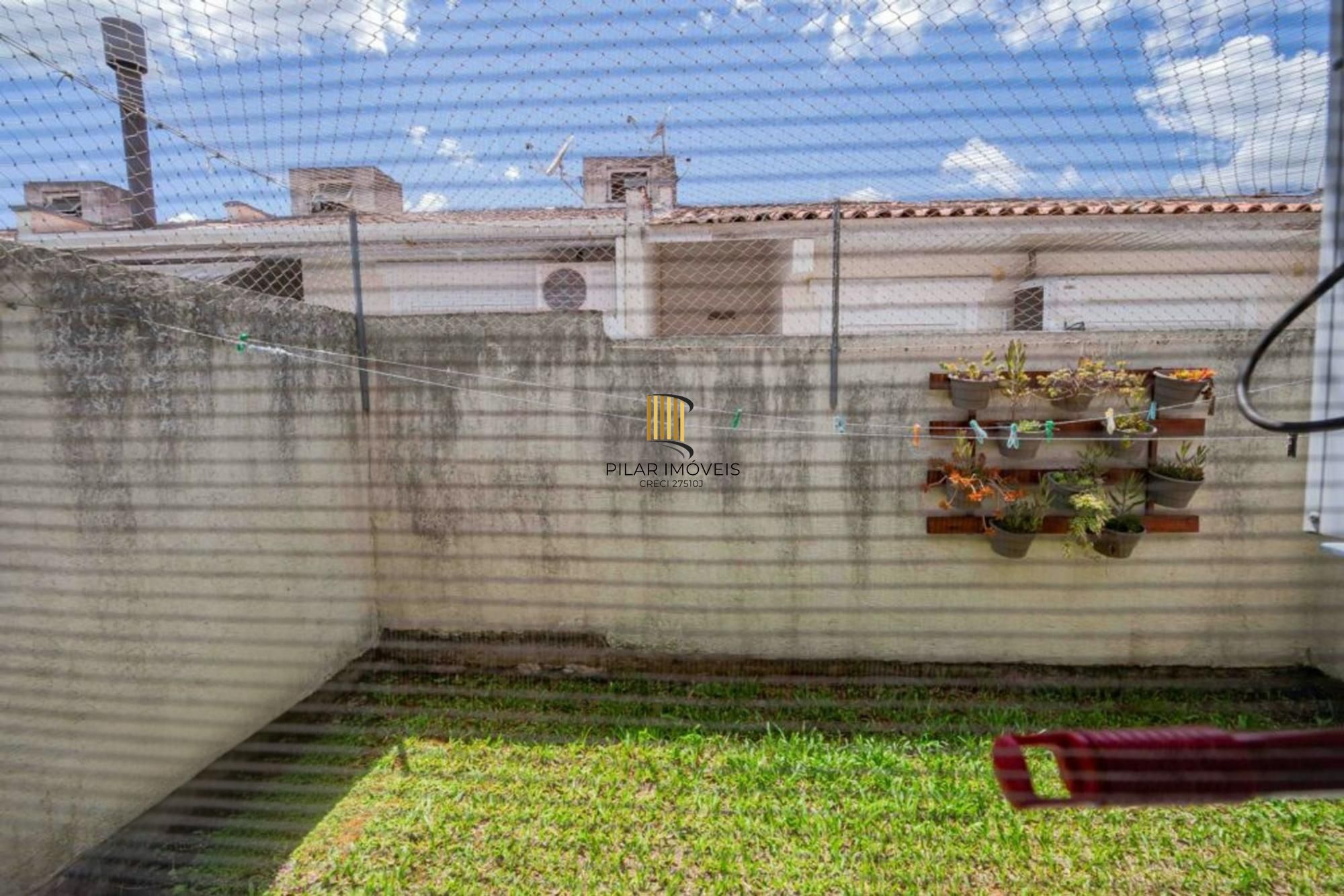 Casa 2 quartos, vaga, academia, piscina e salão de festa no bairro Restinga