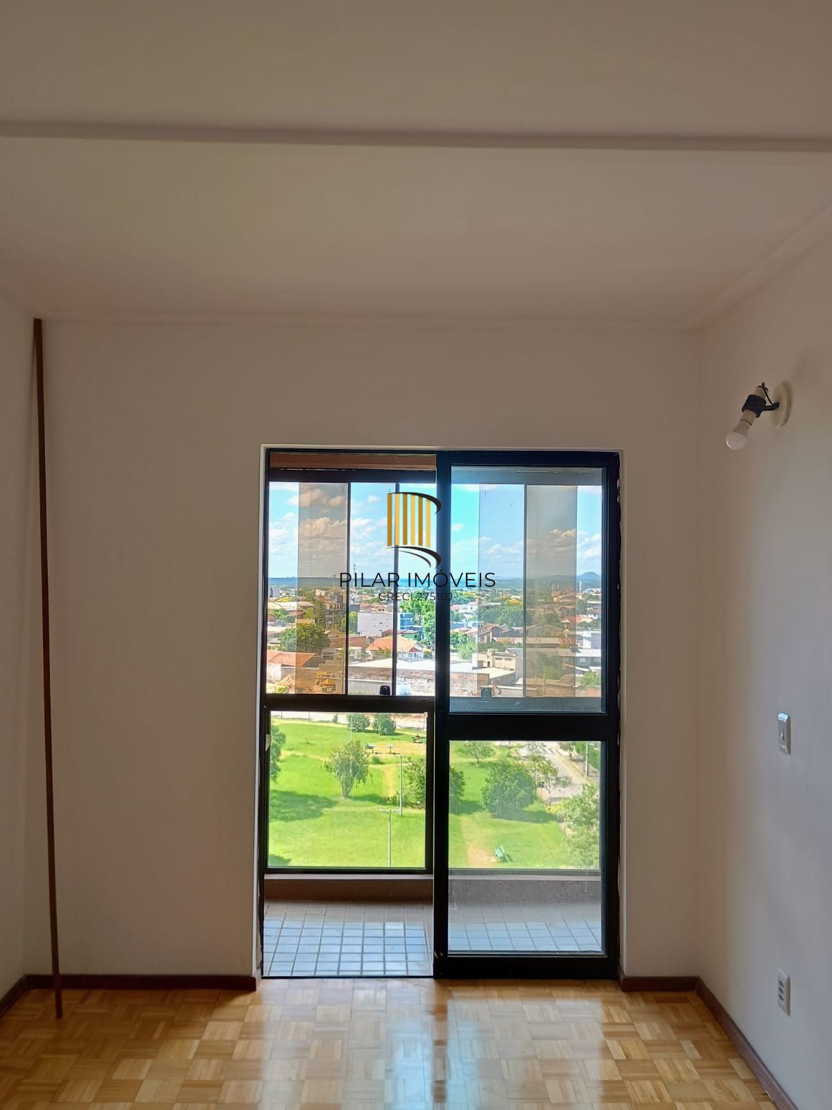 Apartamento de 3 dormitórios no bairro Sarandi
