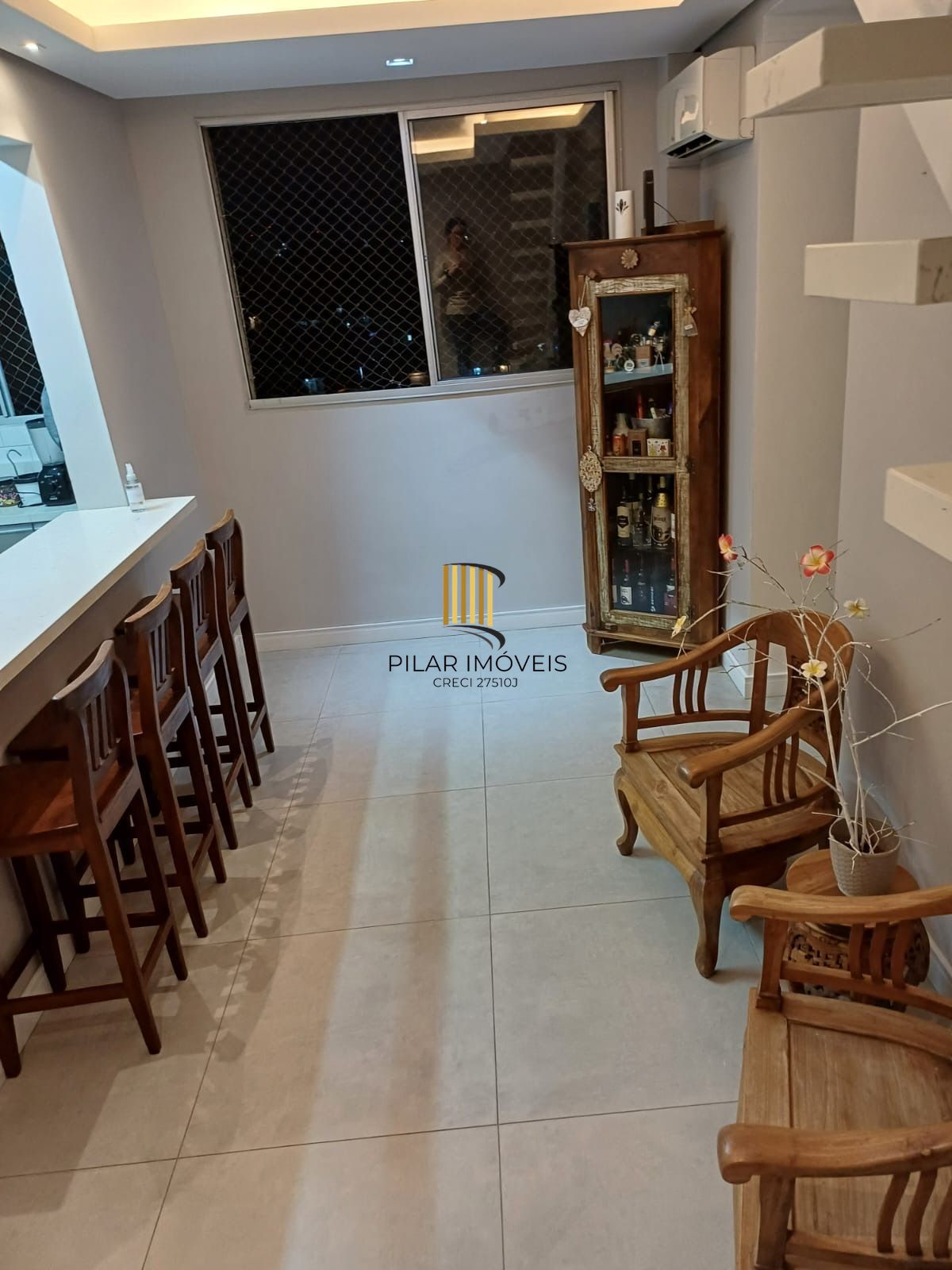 Cobertura com 3 quartos e 1 vaga de garagem na Rua Sadi Castro.