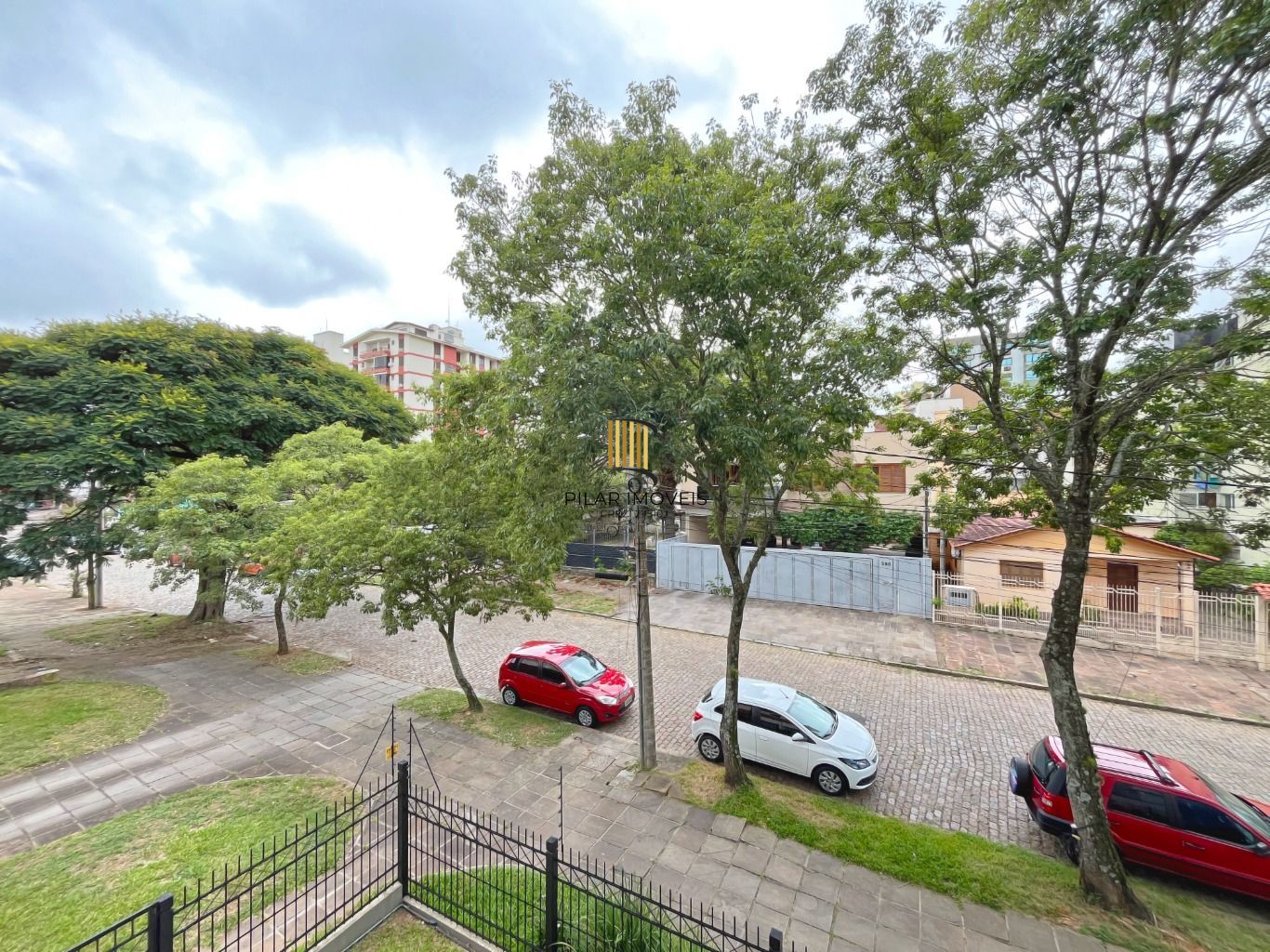 Apartamento com 3 Quartos, 1 suite e 1 vaga à Venda no bairro Tristeza.