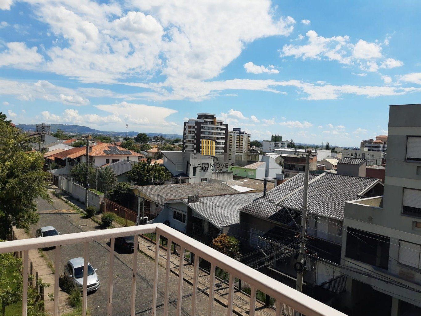 Apartamento Duplex de 2 dormitórios,  1 vaga de garagem em Cachoeirinha.