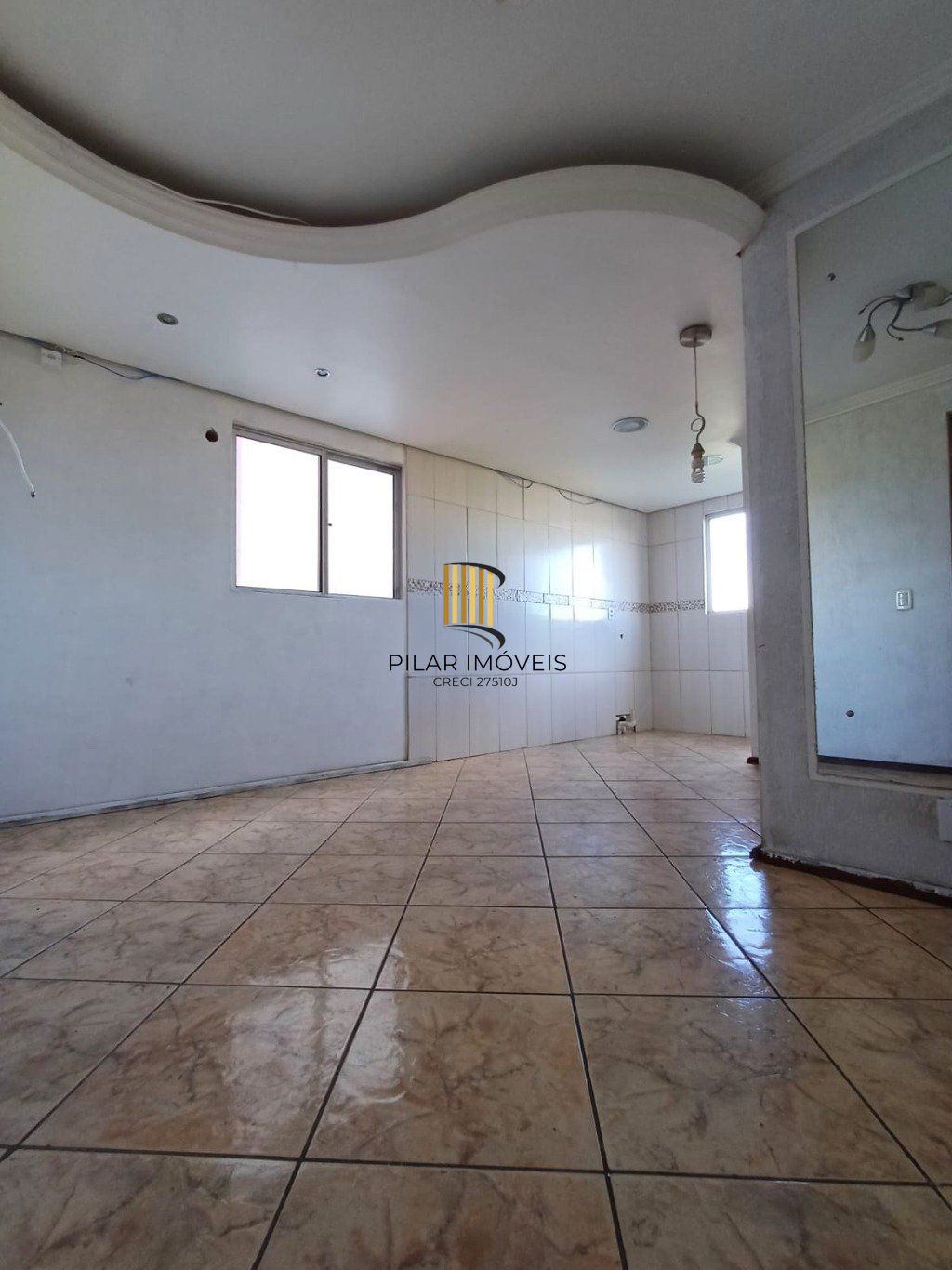 Apartamento de 2 dormitórios e 1 vaga de garagem em Canoas.