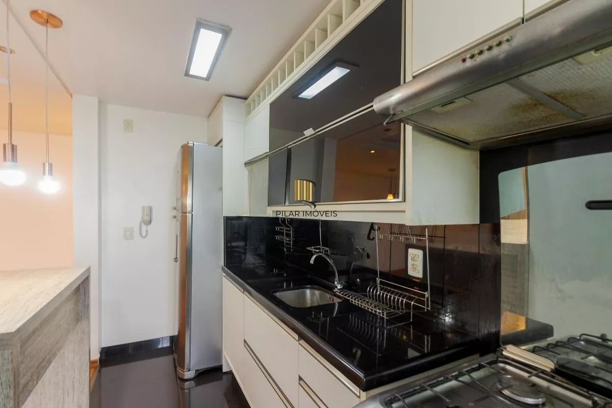 Apartamento à venda com 2 quartos e 2 vagas no Jardim Carvalho