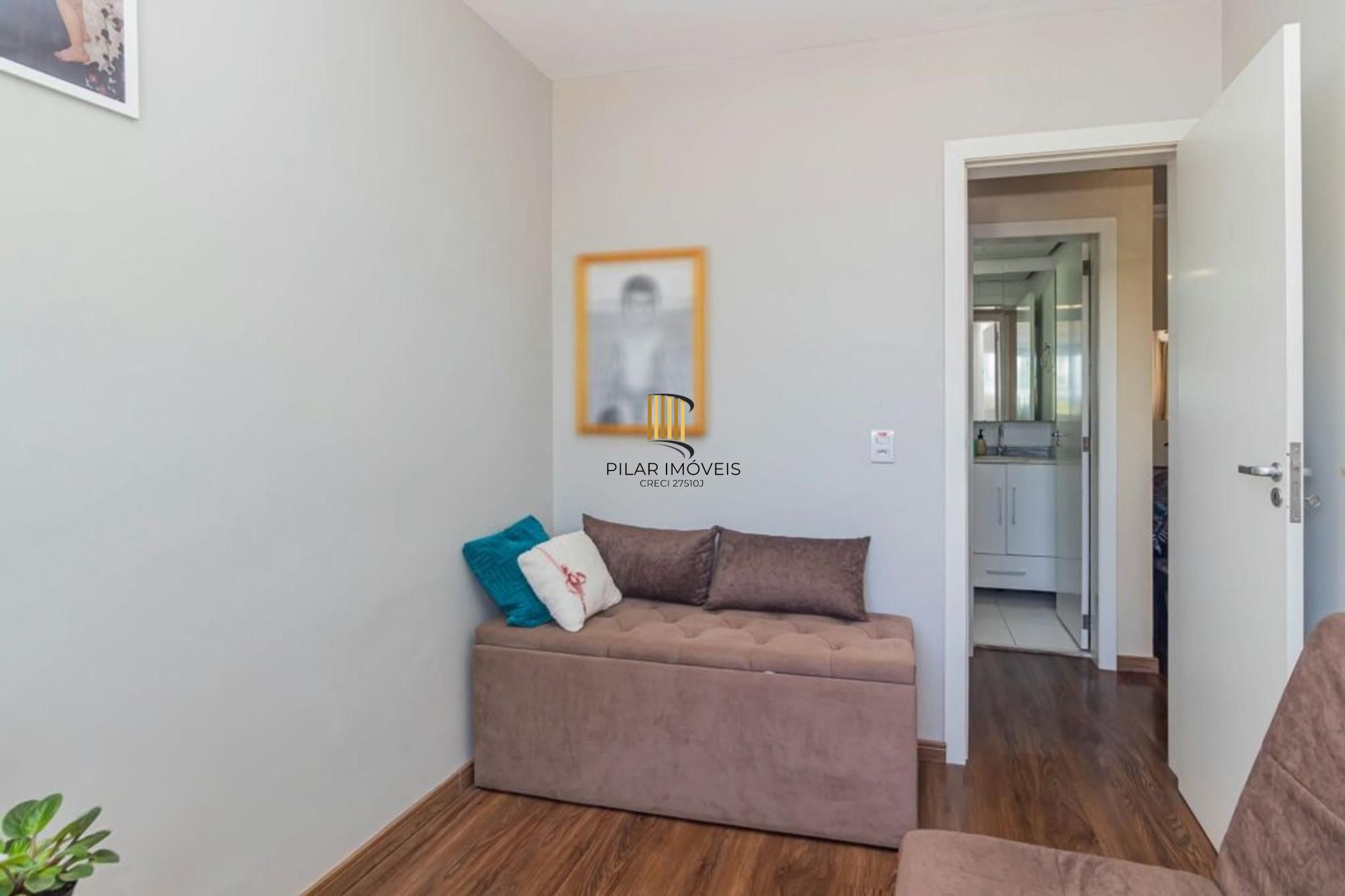 Apartamento térreo de 2 quartos, suíte, 1 vaga no bairro Jardim Itu