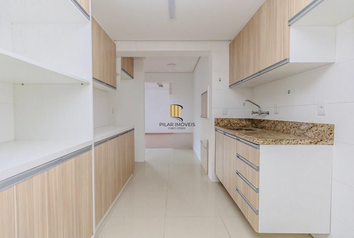 Apartamento de 2 dormitórios bairro Passo da Areia