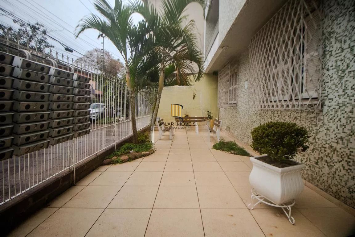 Apartamento à venda com 2 quartos 57 m²