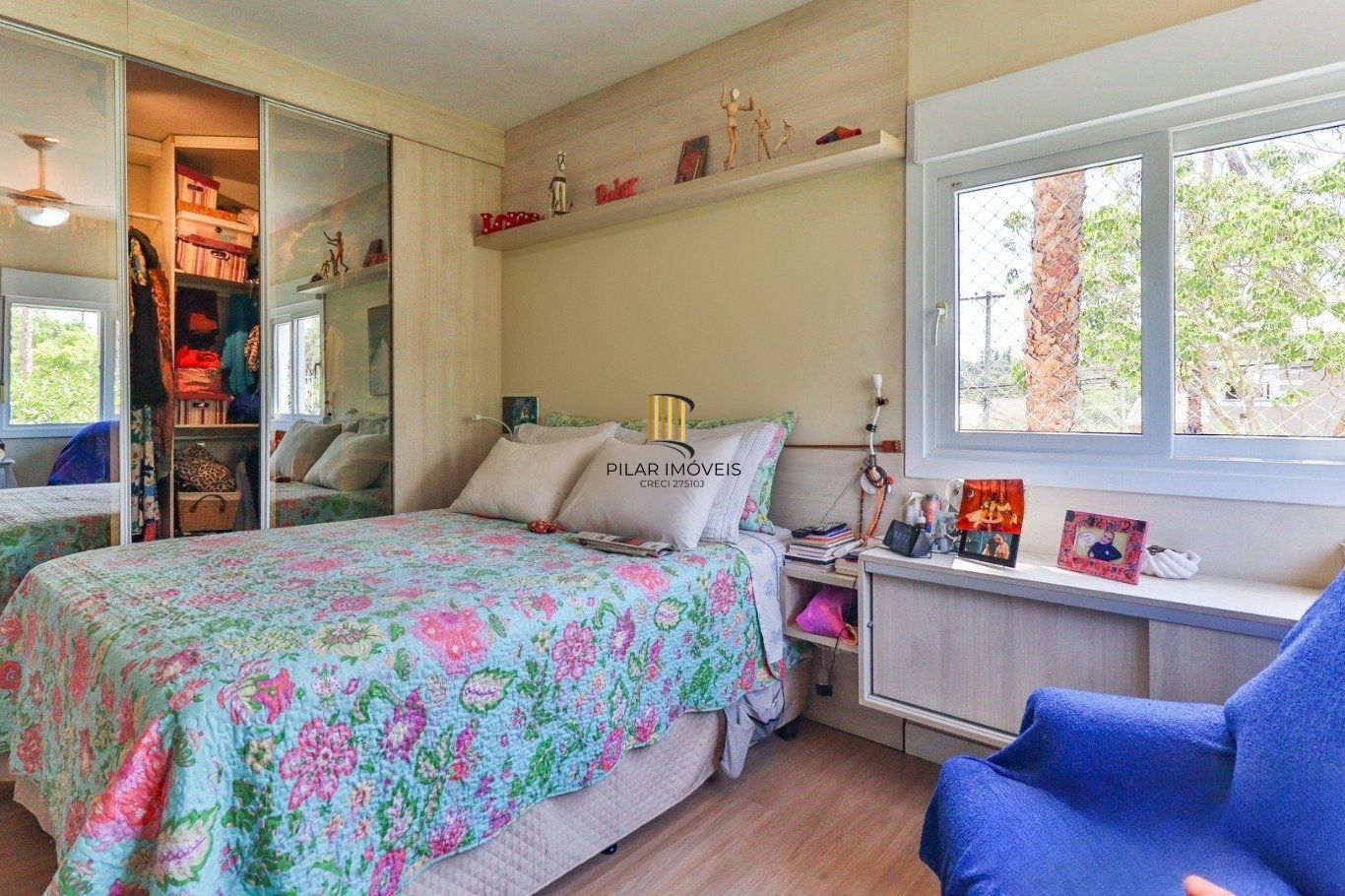 Casa em Condomínio com 3 Dormitórios e Energia Solar na Lomba do Pinheiro