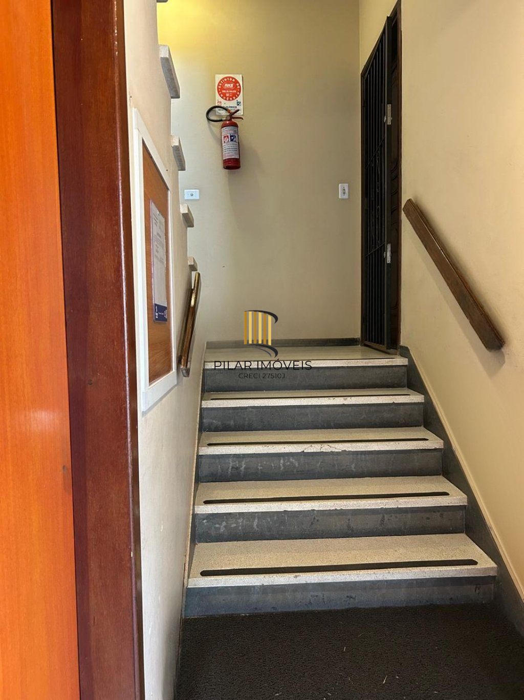 Apartamento térreo com 3 quartos no Bairro Cidade Baixa
