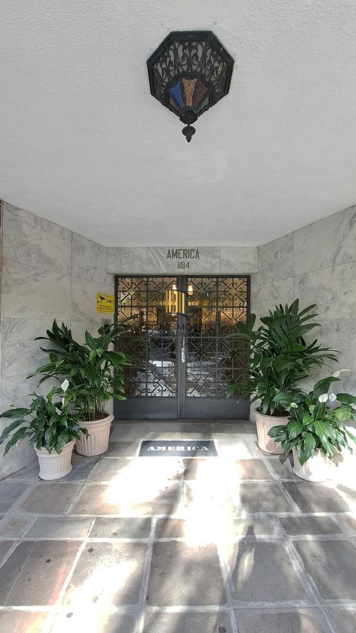 Apartamento 3 Dormitórios, 123m², Último Andar com Vista para o Guaíba