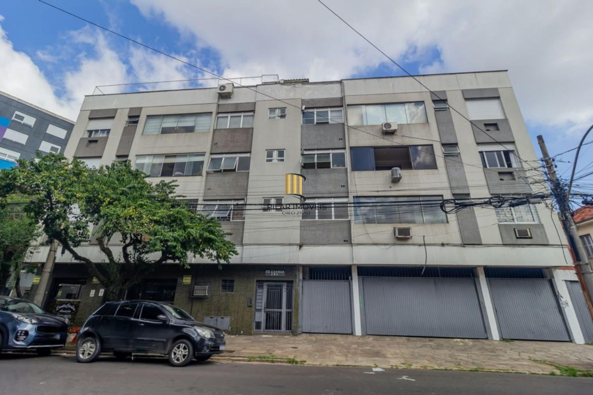 Apartamento Ensolarado com 80m² e Vaga Escriturada – bairro Santa Cecília