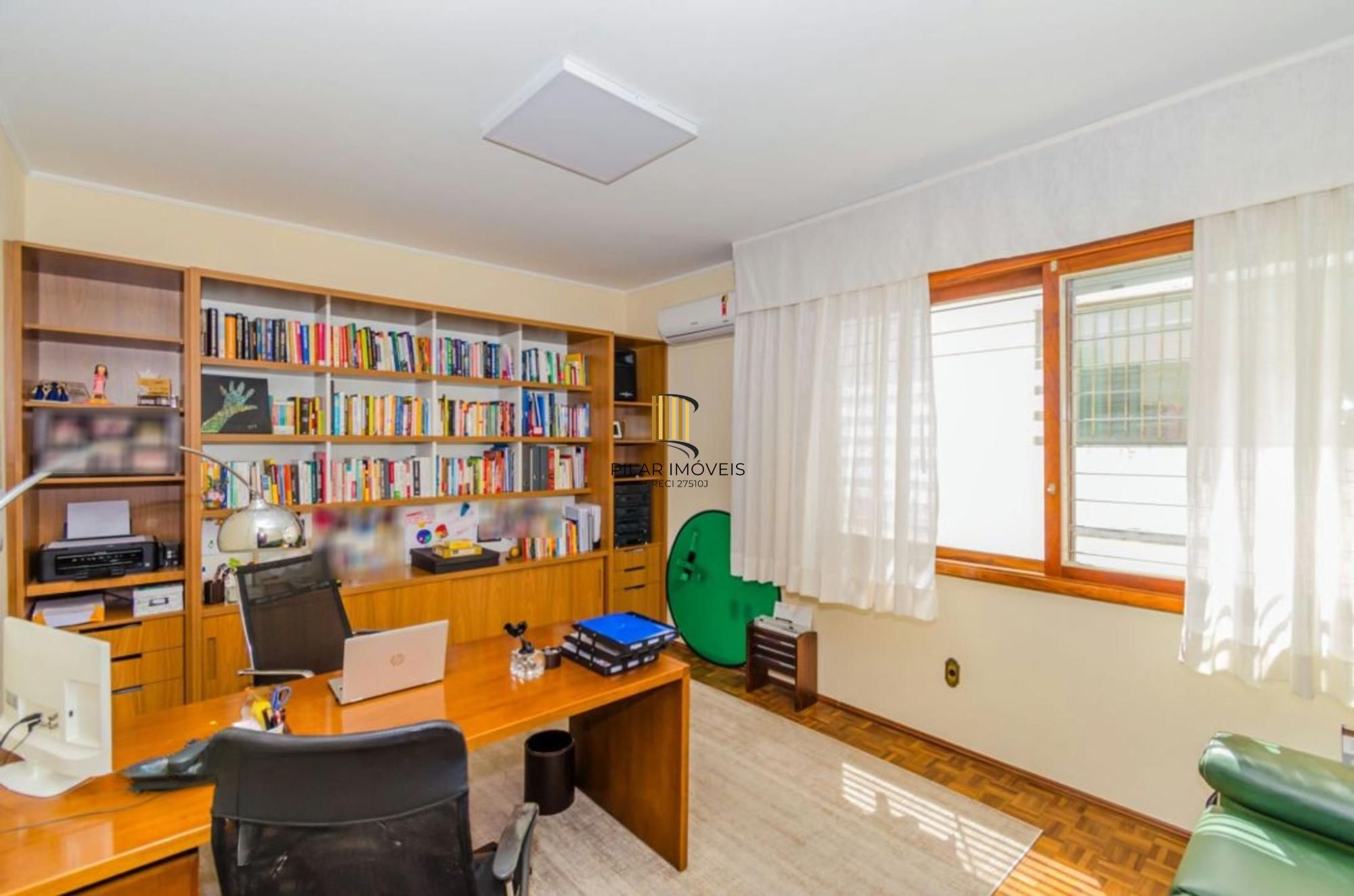 Casa à venda no Jardim Lindóia com piscina e 6 vagas