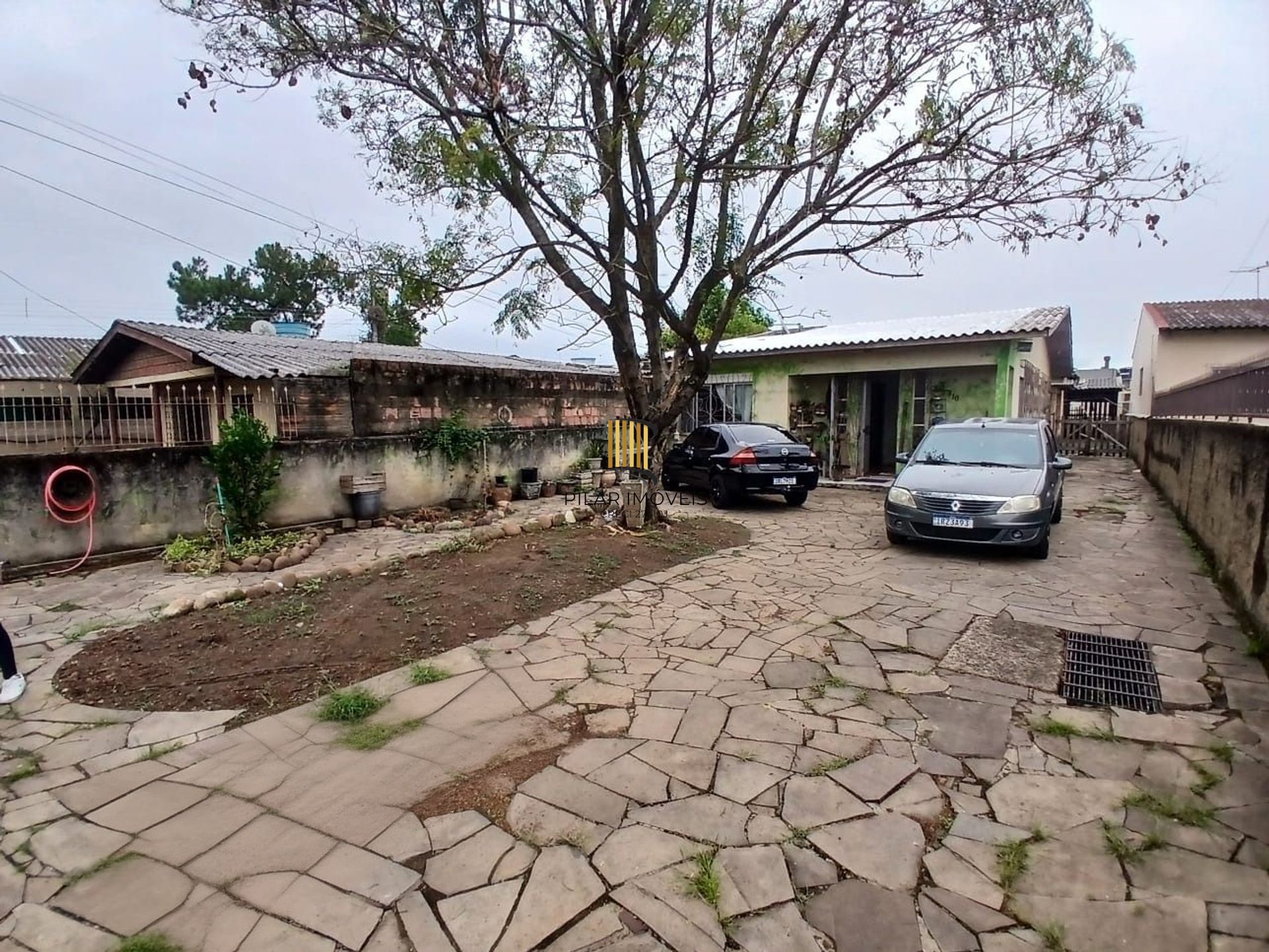 Casa de 3 dormitórios e 2 vagas de garagem em canoas.