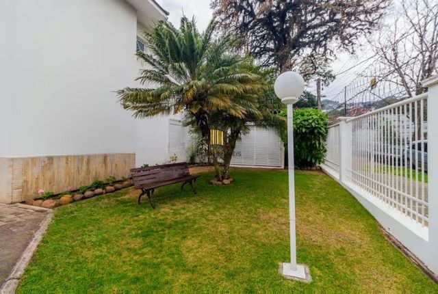 Casa em condomínio de 3 quartos no Bairro Teresópolis Porto Alegre.