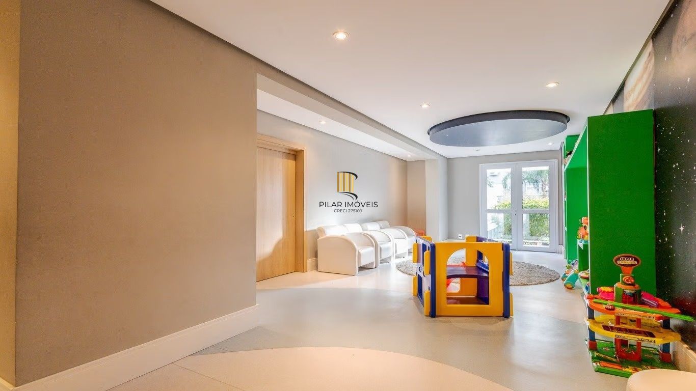 Apartamento de 2 quartos, elevador e 1 vaga de garagem em Canoas.
