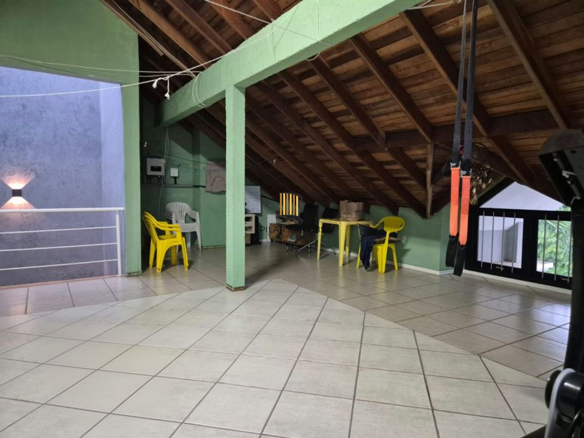 Casa de 3 dormitórios e 2 vagas de garagem coberta Canoas.