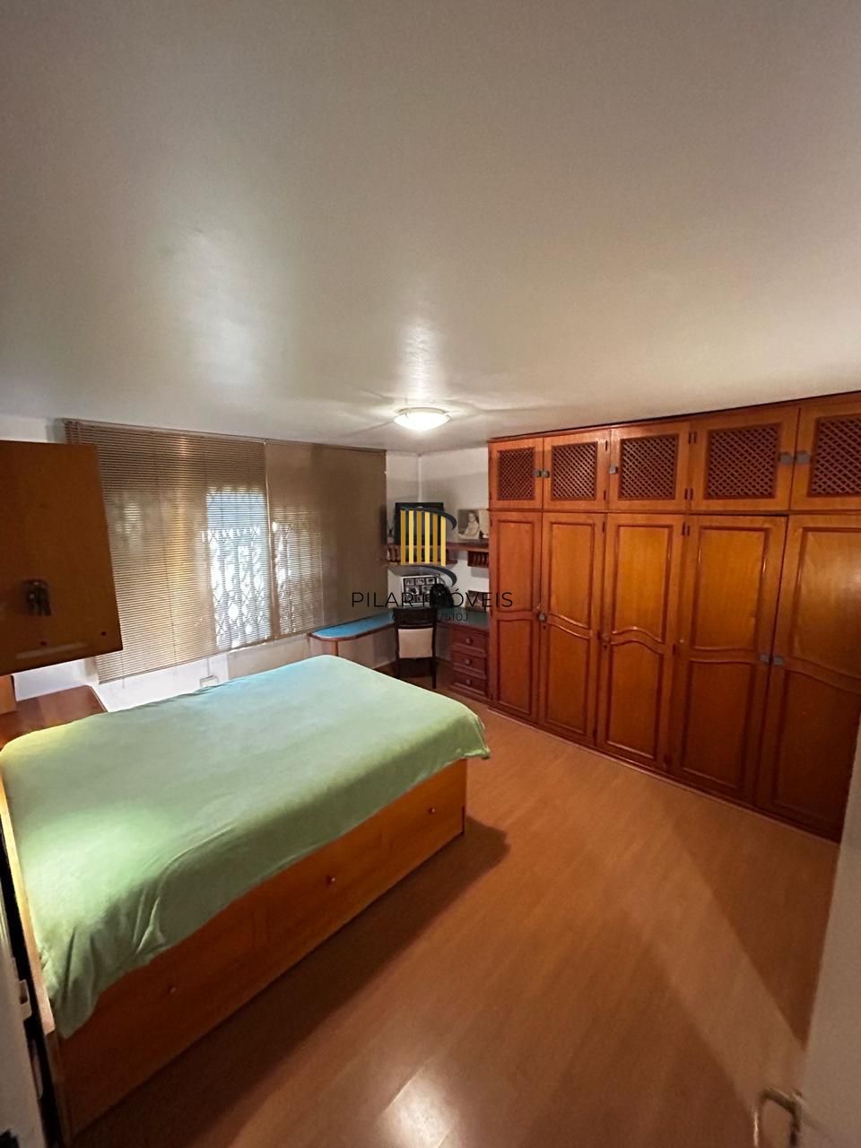 Casa de Esquina com 5 dormitórios com lago ornamental em Taquara