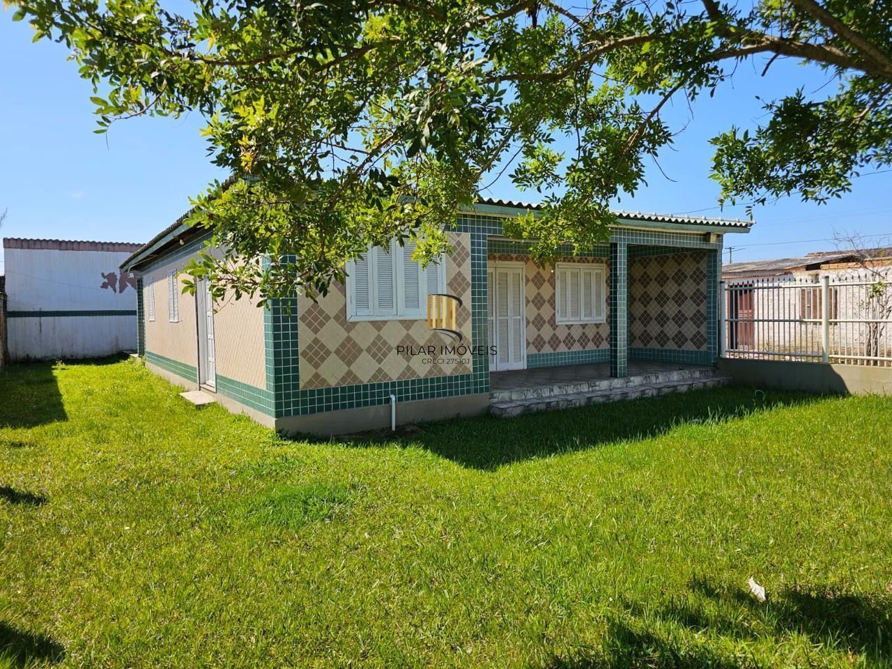 Casa  3 dormitórios em terreno  300m Magistério em Pinhal-RS