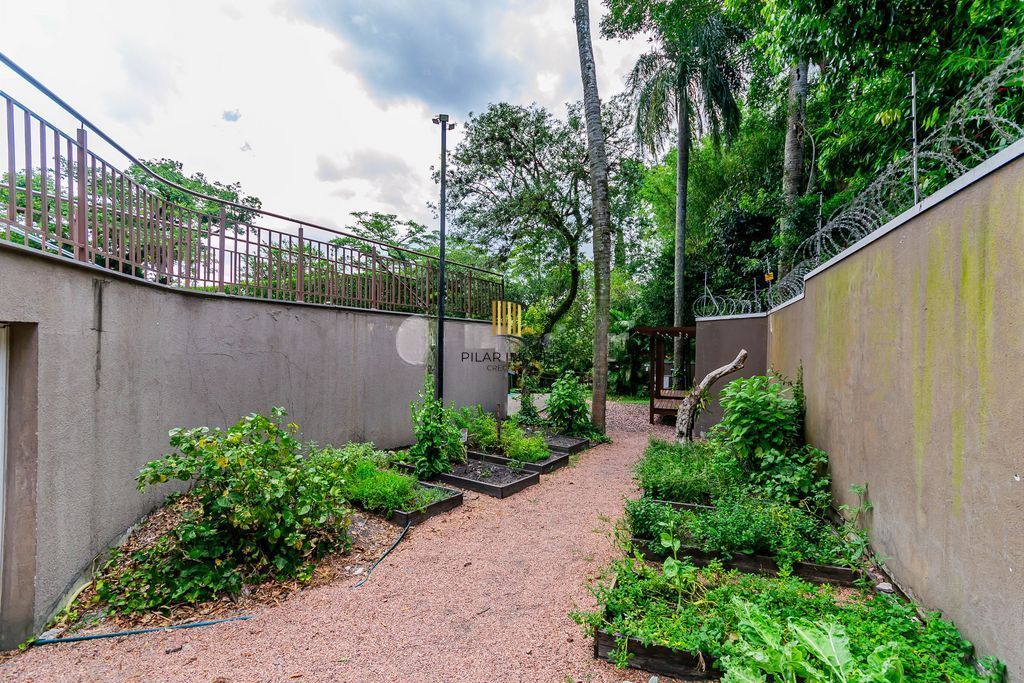 Apartamento 3 quartos e 1 vaga de garagem à venda no bairro Teresópolis.