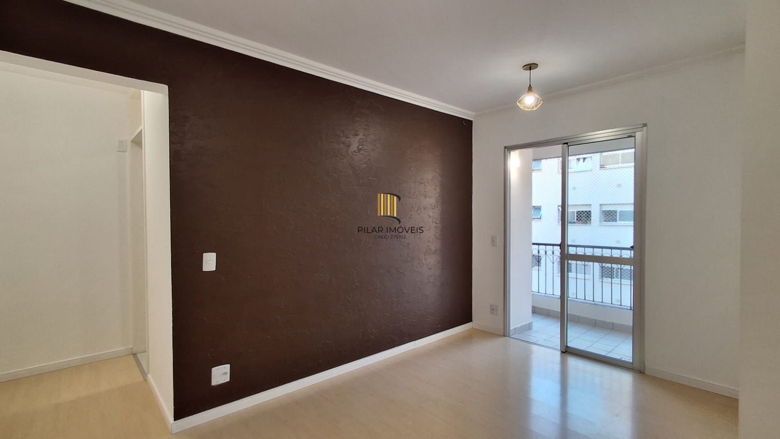 Apartamento de 2 dormitórios bairro Sarandi