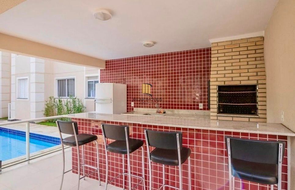 Apartamento 2 dormitórios, 1 vaga e elevador no Morro Santana.