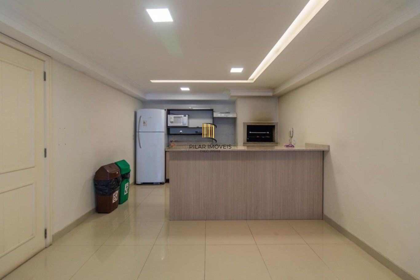 Apartamento com 1 quarto, 1 vaga e elevador no Bairro Cidade Baixa