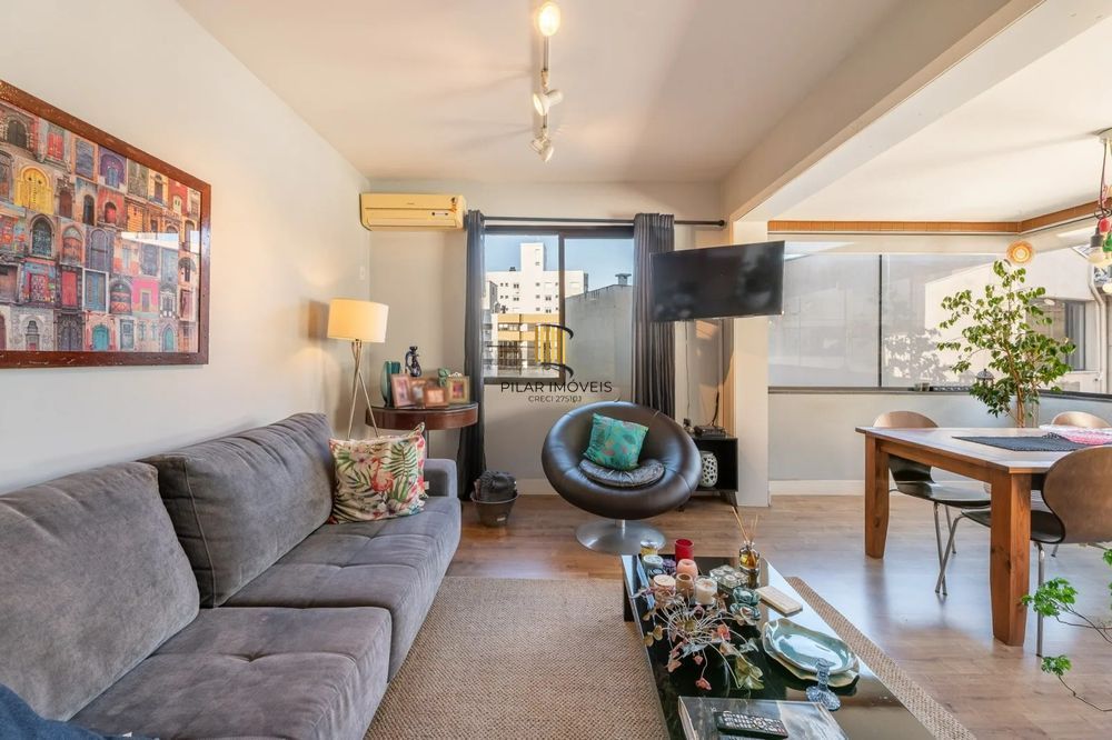 Apartamento com 2 quartos, sendo 1 suíte e 2 vagas no bairro Bela Vista