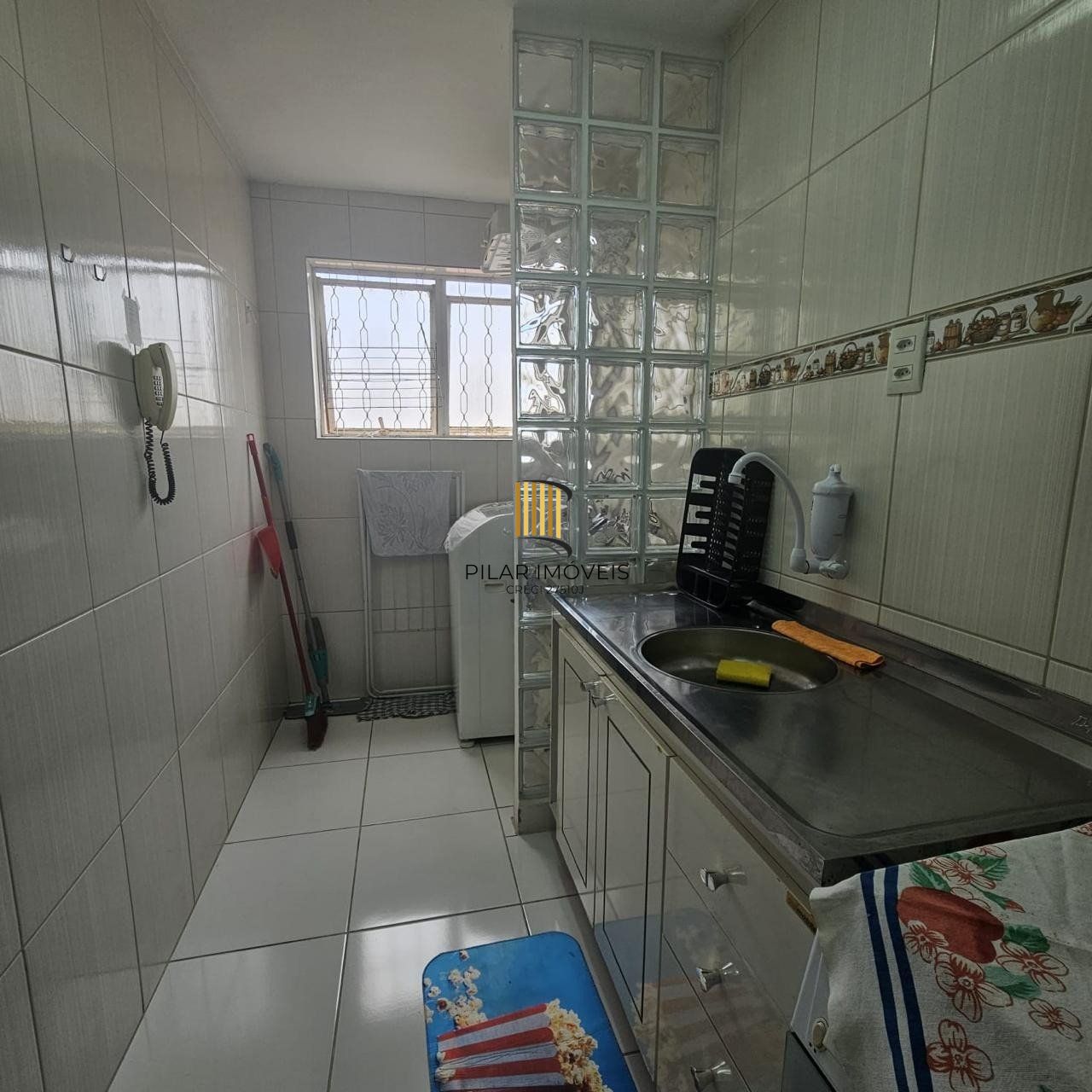 Apartamentos de 2 dormitórios e 1 vaga de garagem em Canoas.