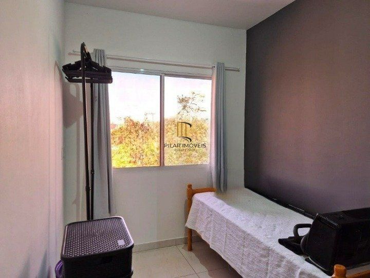 Apartamento de 2 dormitórios, 2 vagas de garagem no Bairro Olaria em Canoas.