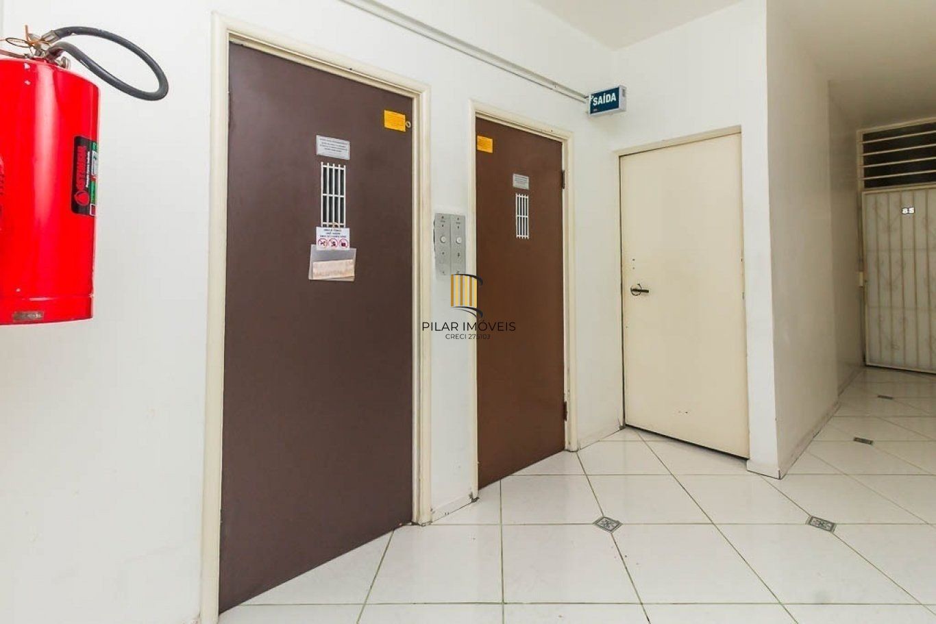 Apartamento com 4 quartos e elevador no bairro Centro Histórico