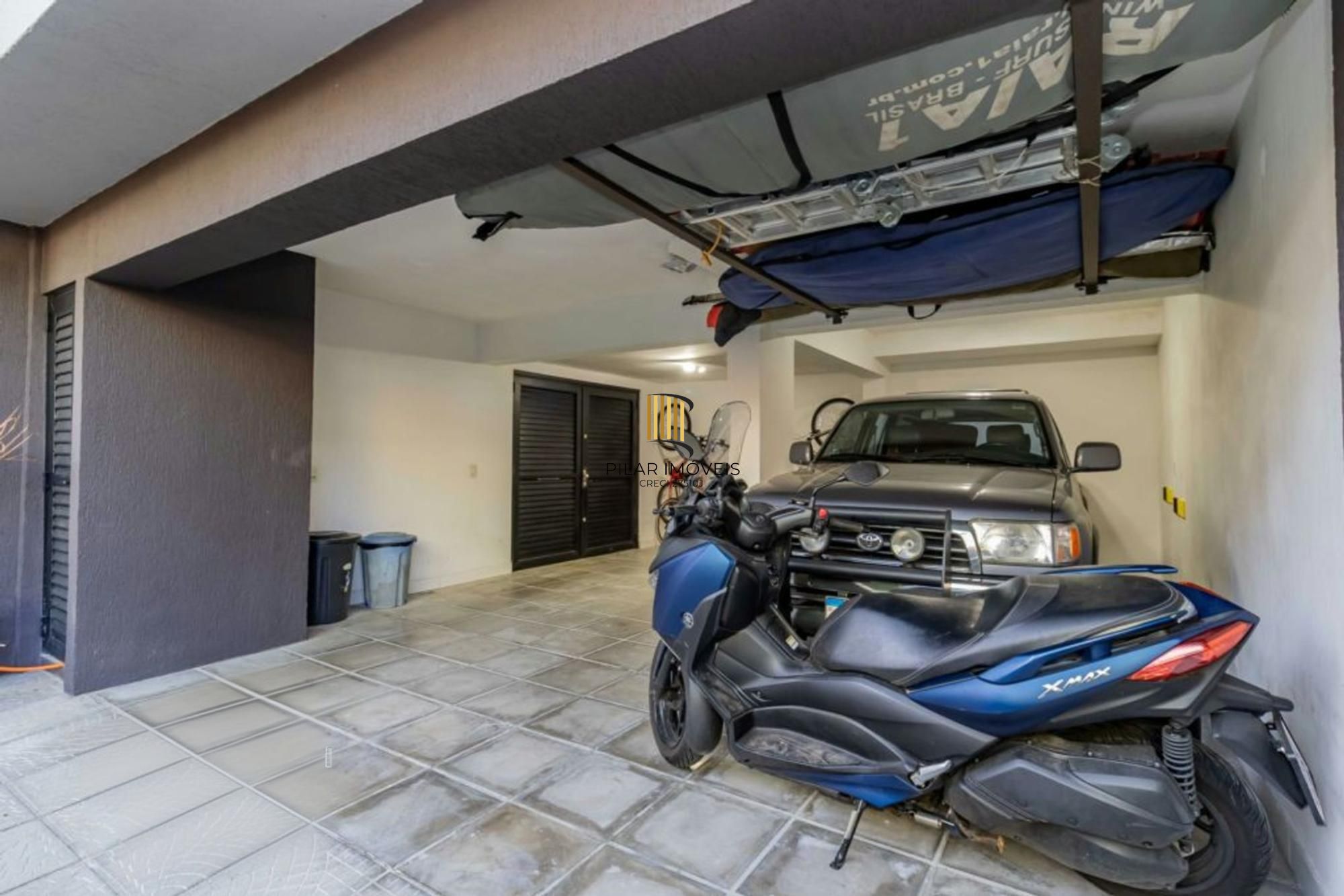 Casa em Condomínio à venda com 2 quartos 212 m² no Tristeza