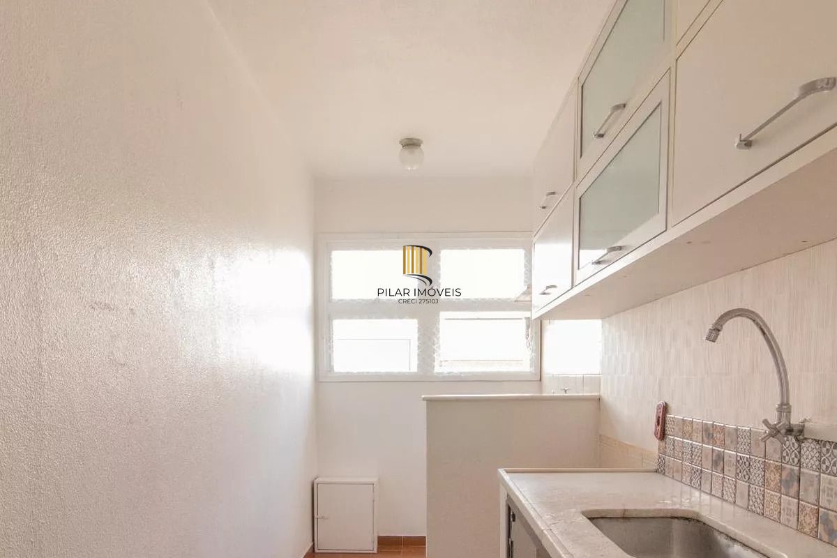 Apartamento à venda com 64m², 2 quartos e 1 vaga no Partenon