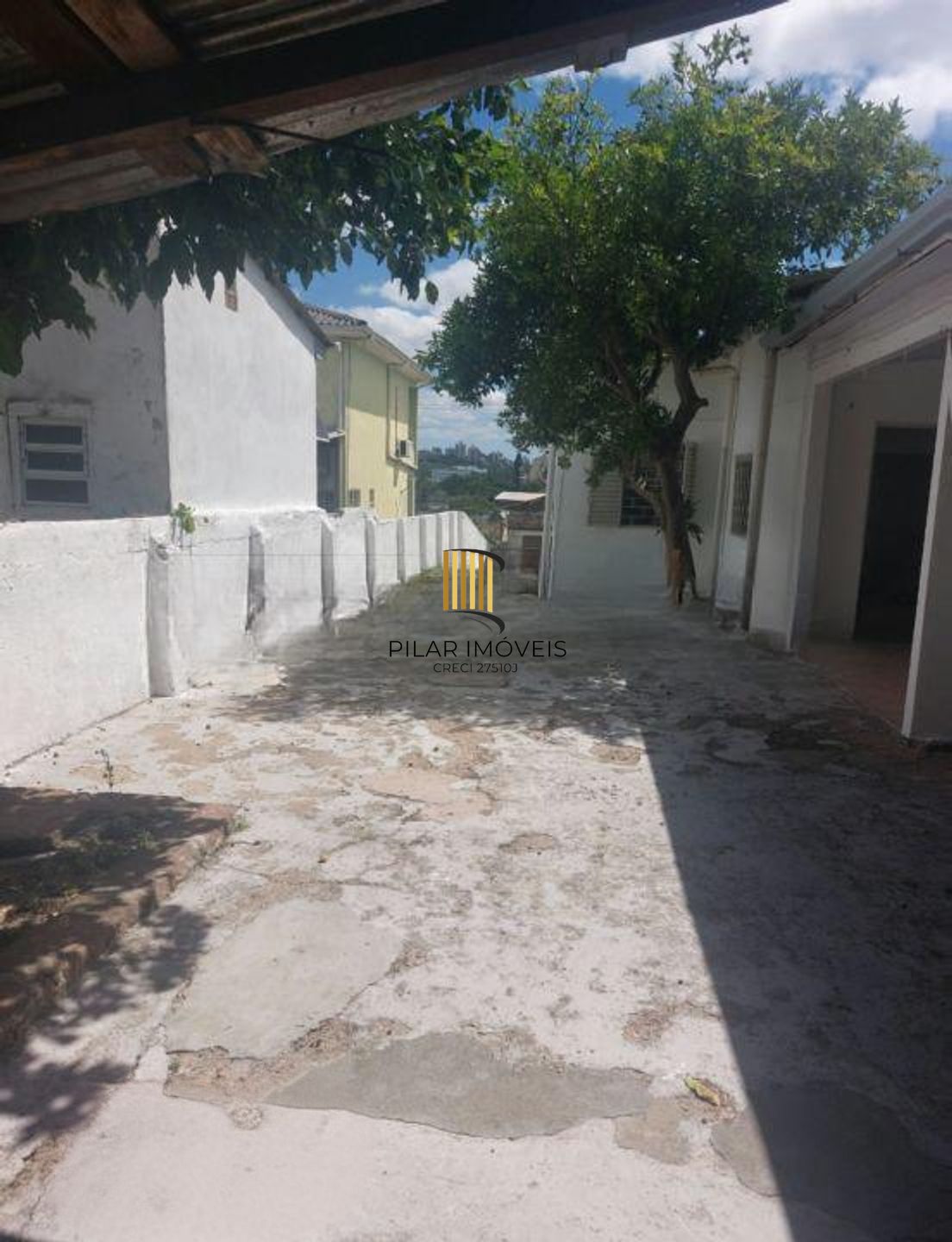 Casa 5 Dormitórios com 5 Vagas à Venda no Bairro Partenon – Porto Alegre