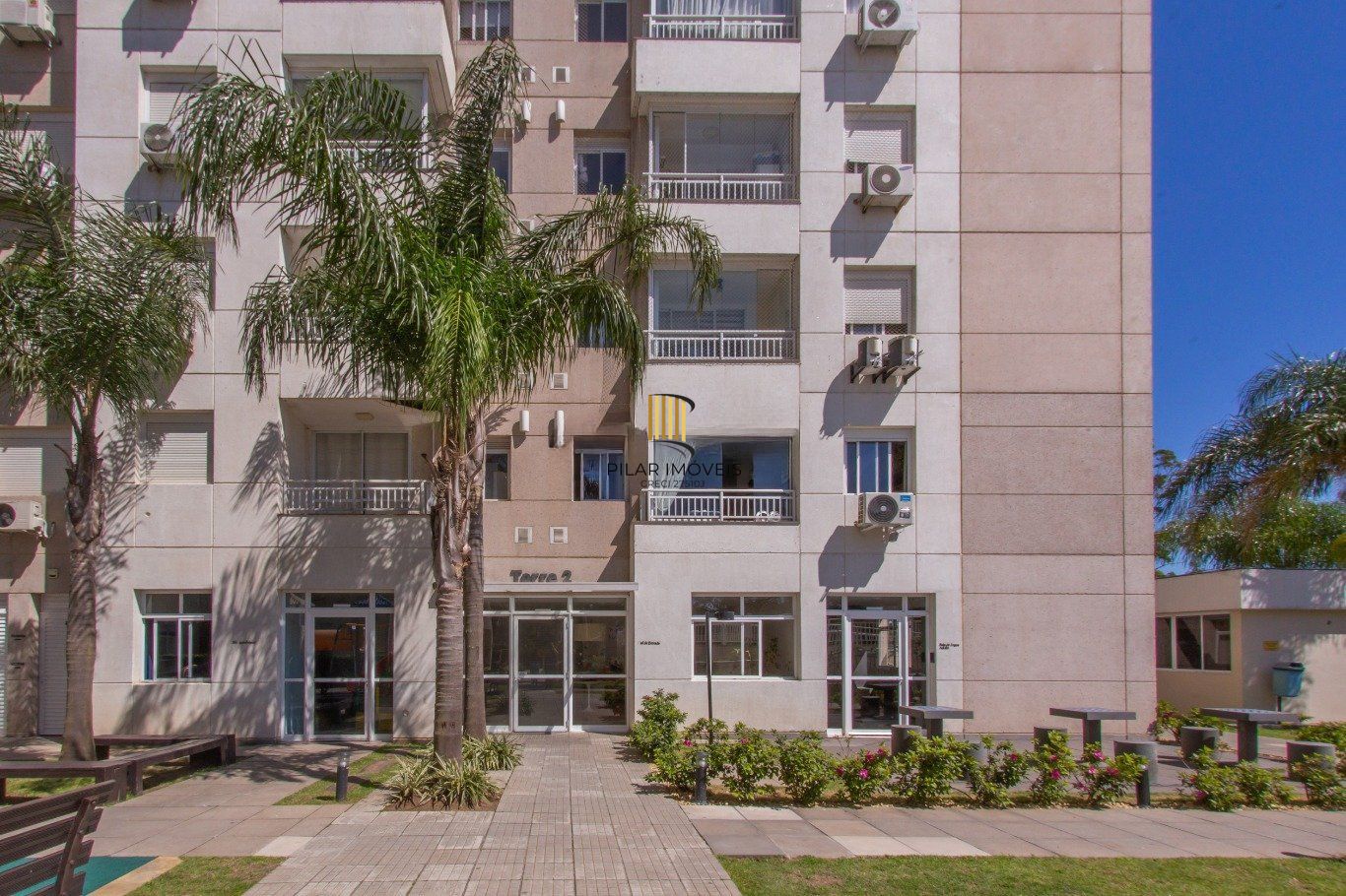 Apartamento 75m²,  3 dormitórios, 1 vaga à venda Rua Airton Ferreira da Silva.