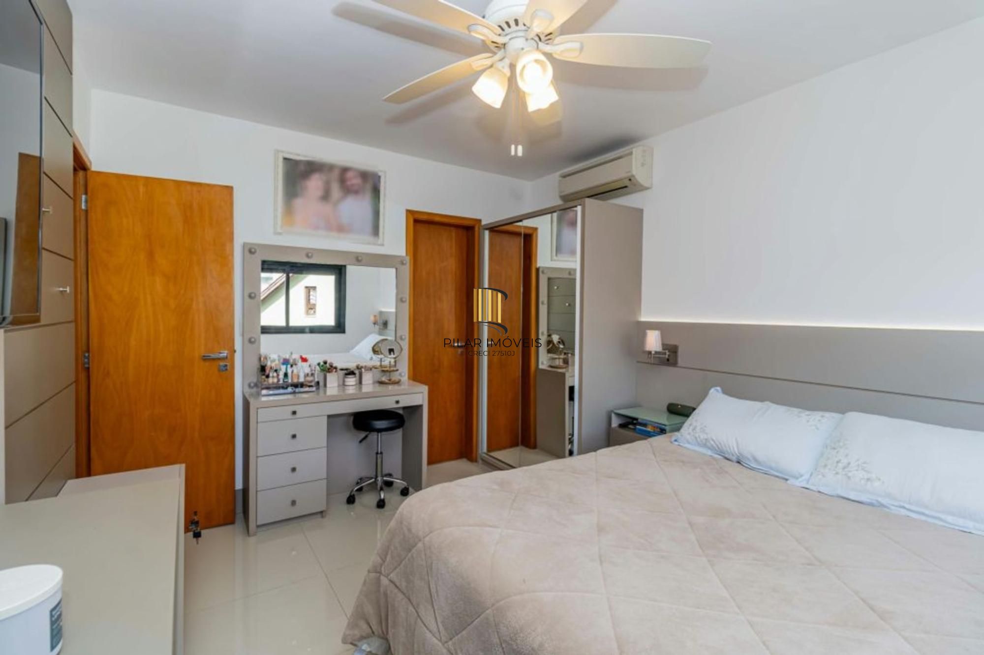 Casa em Condomínio à venda com 2 quartos 212 m² no Tristeza