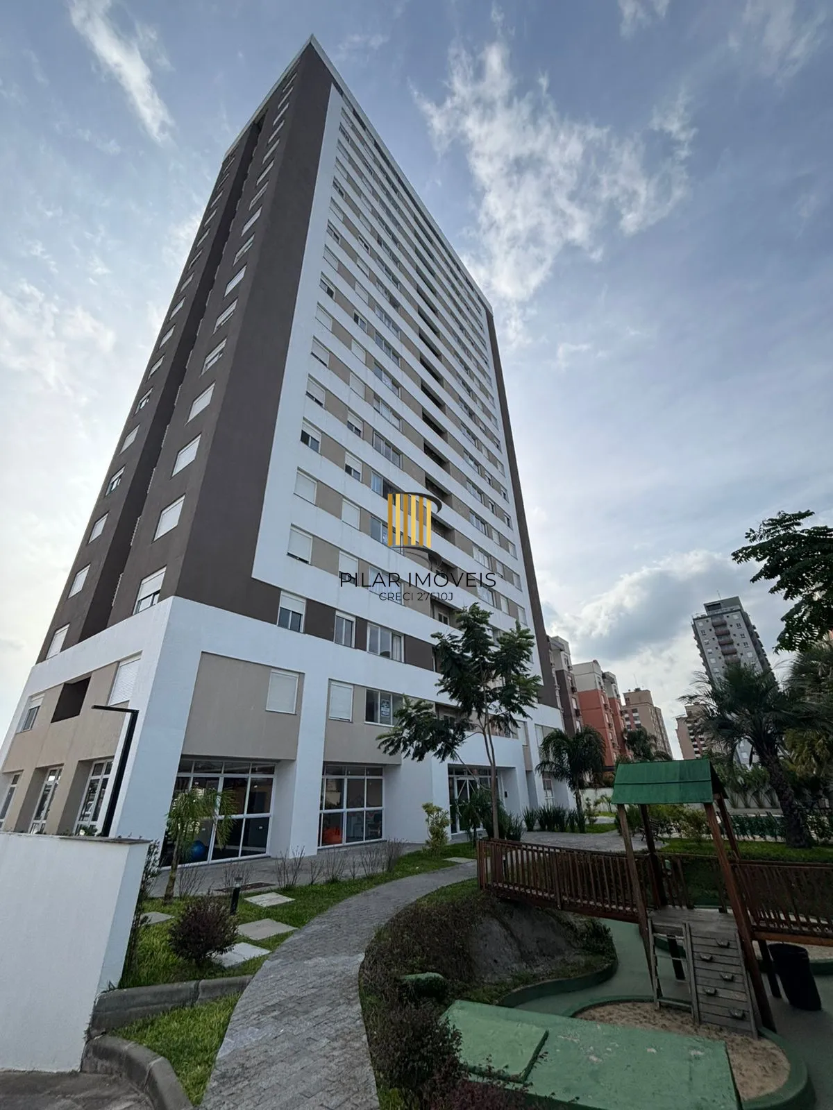 Apartamento 3 dormitórios c/ suíte, 2 vagas, leste, lazer completo