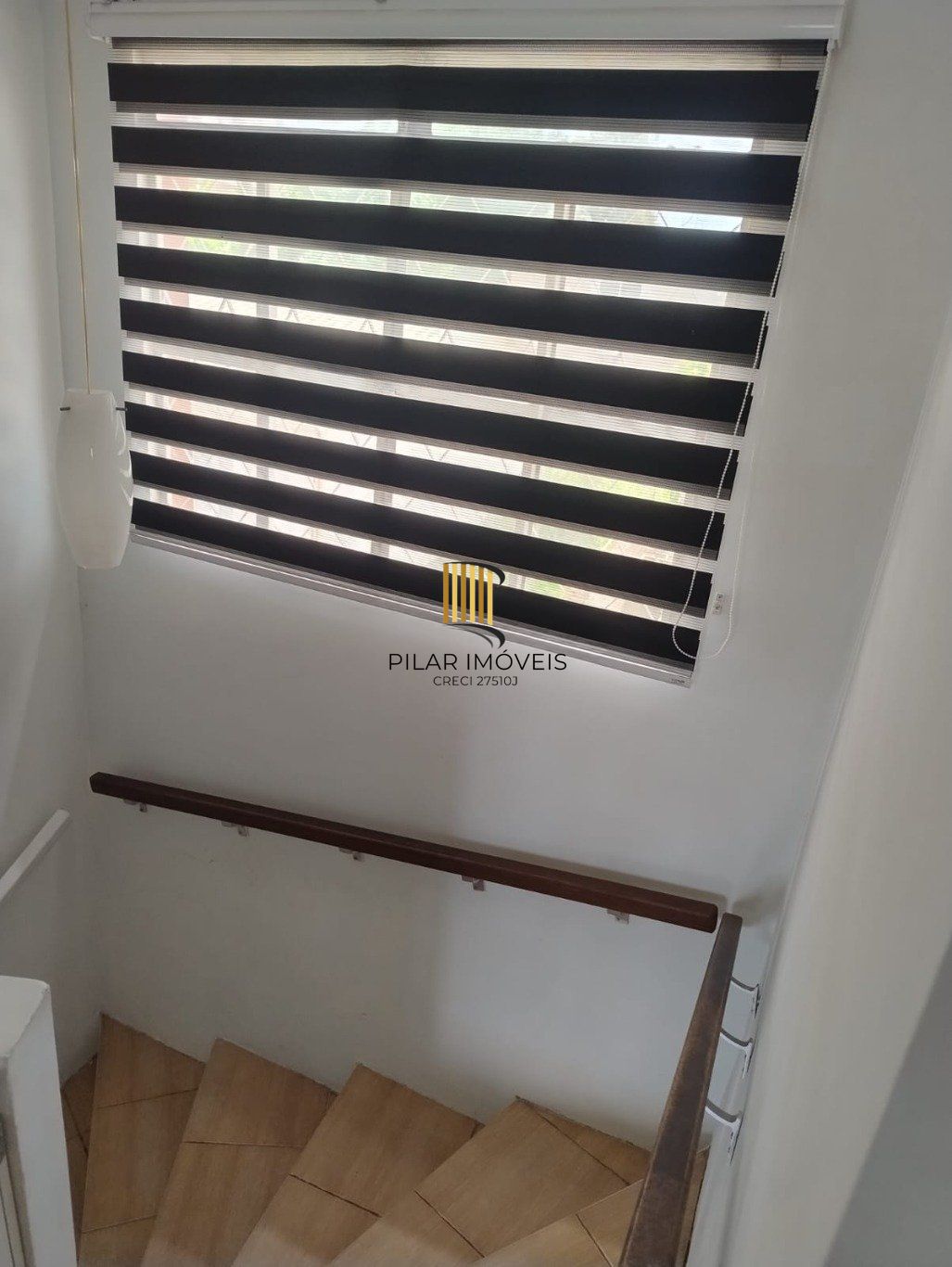 Casa com 3 dormitorios, 1 suíte e com 1 vaga de garagem coberta em Canoas.