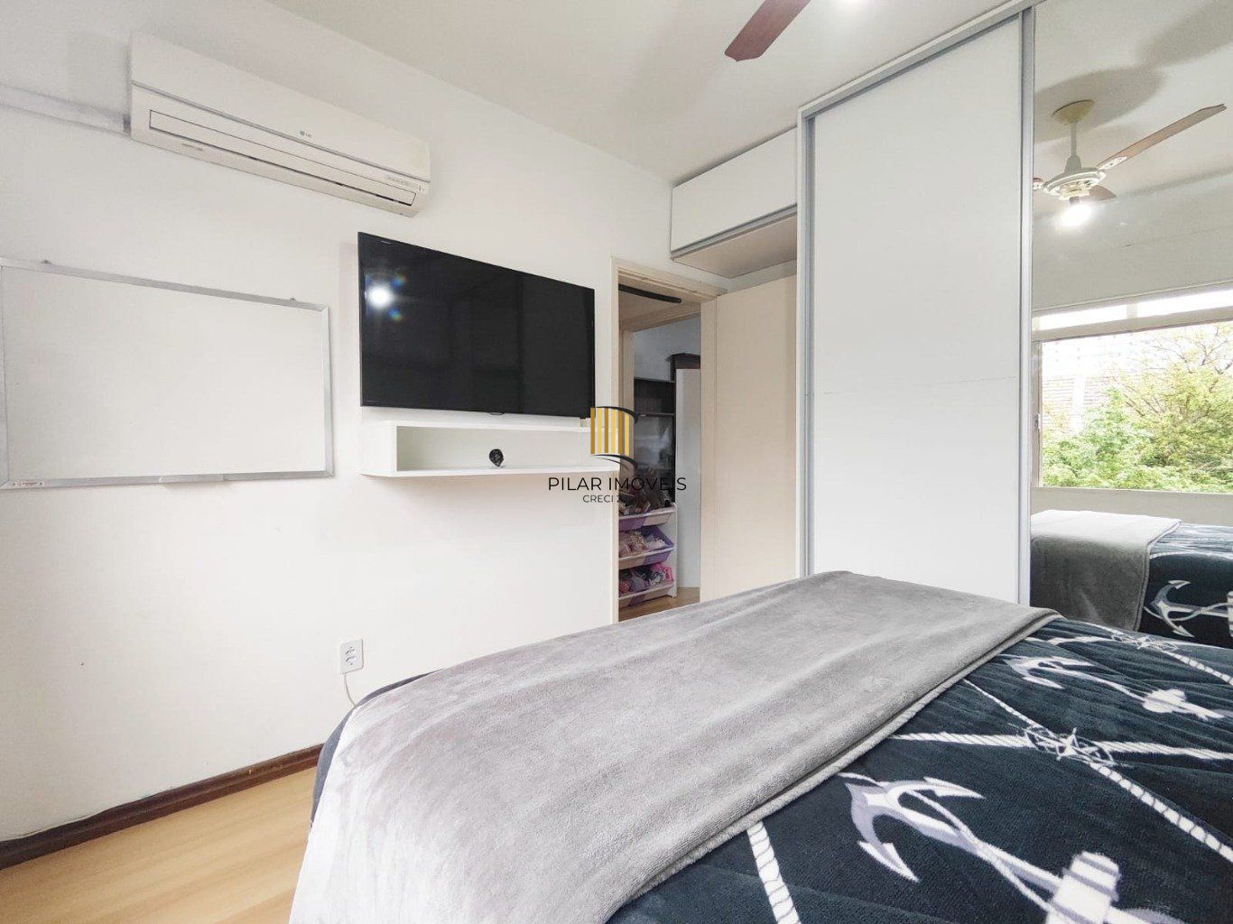 Apartamento à venda com 1 dormitório no Bairro Cidade Baixa