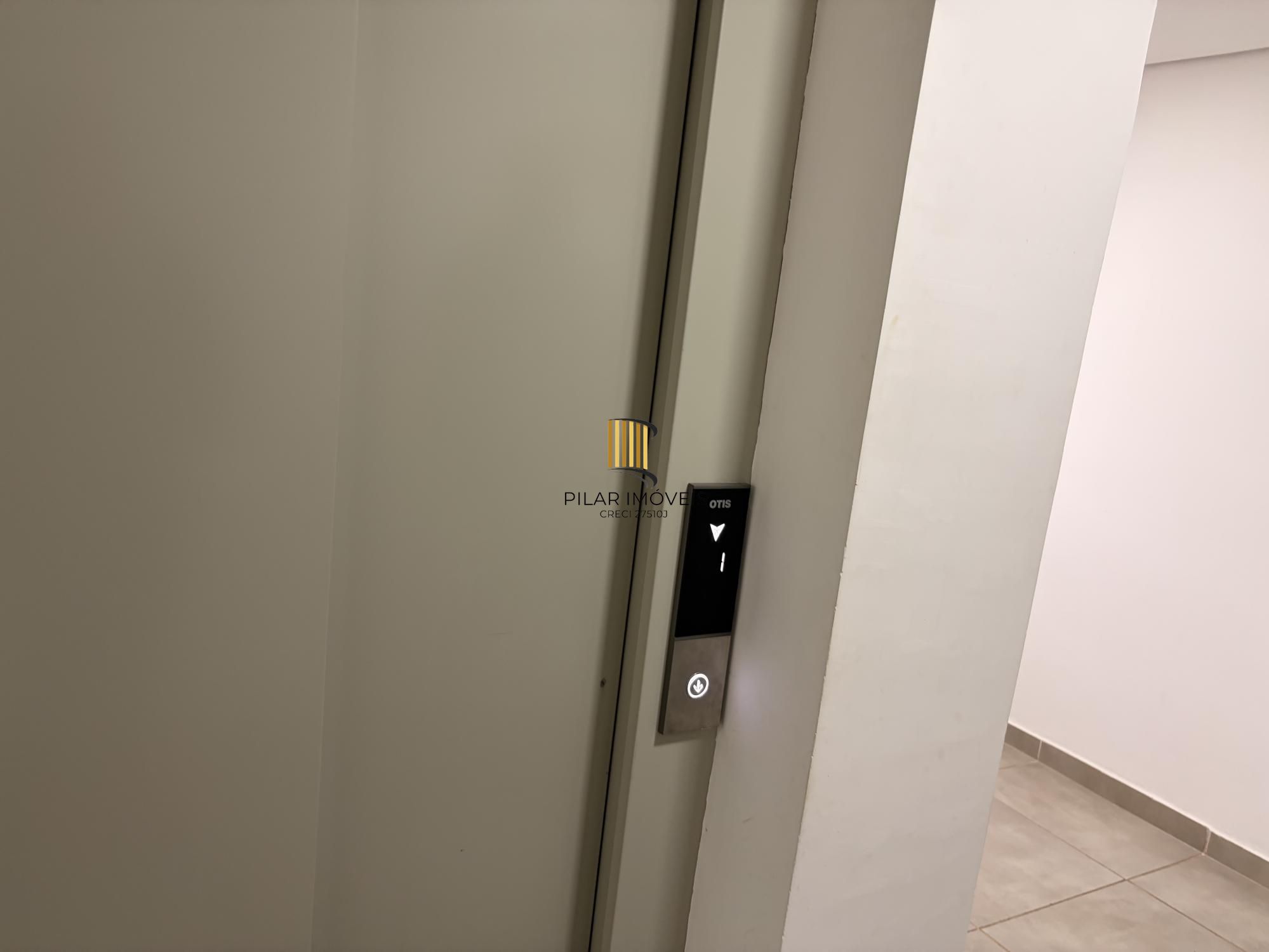 Apartamento 02 quartos no Bairro Alto Petrópolis e 01 vaga de garagem