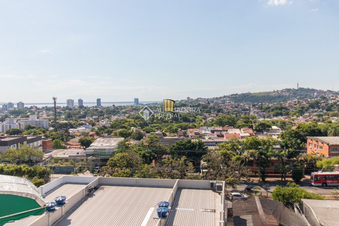 Apartamento de 1 dormitório, elevador no bairro Nonoai em  Porto Alegre.