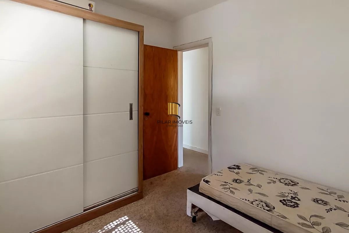 Apartamento com 3 Dormitórios, elevador vaga e 2 Sacadas no Menino Deus