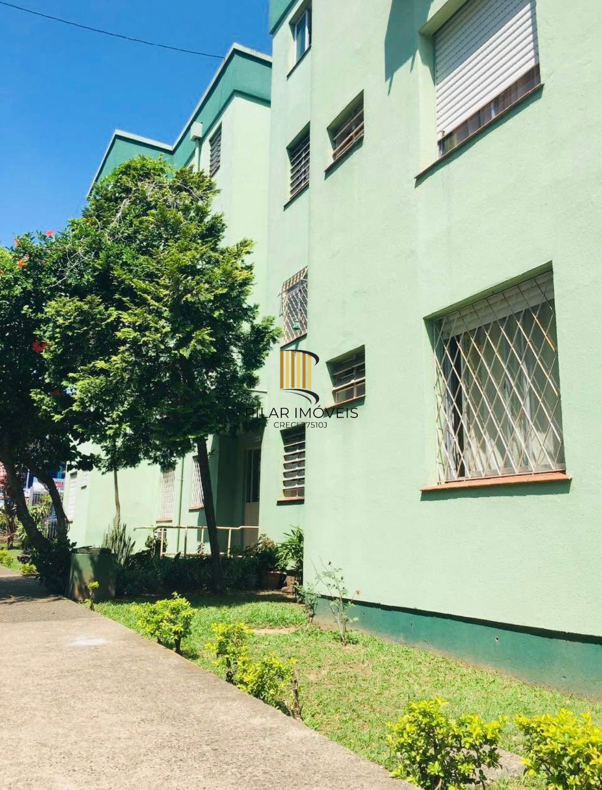 Apartamento térreo de 2 dormitórios bairro Morro Santana