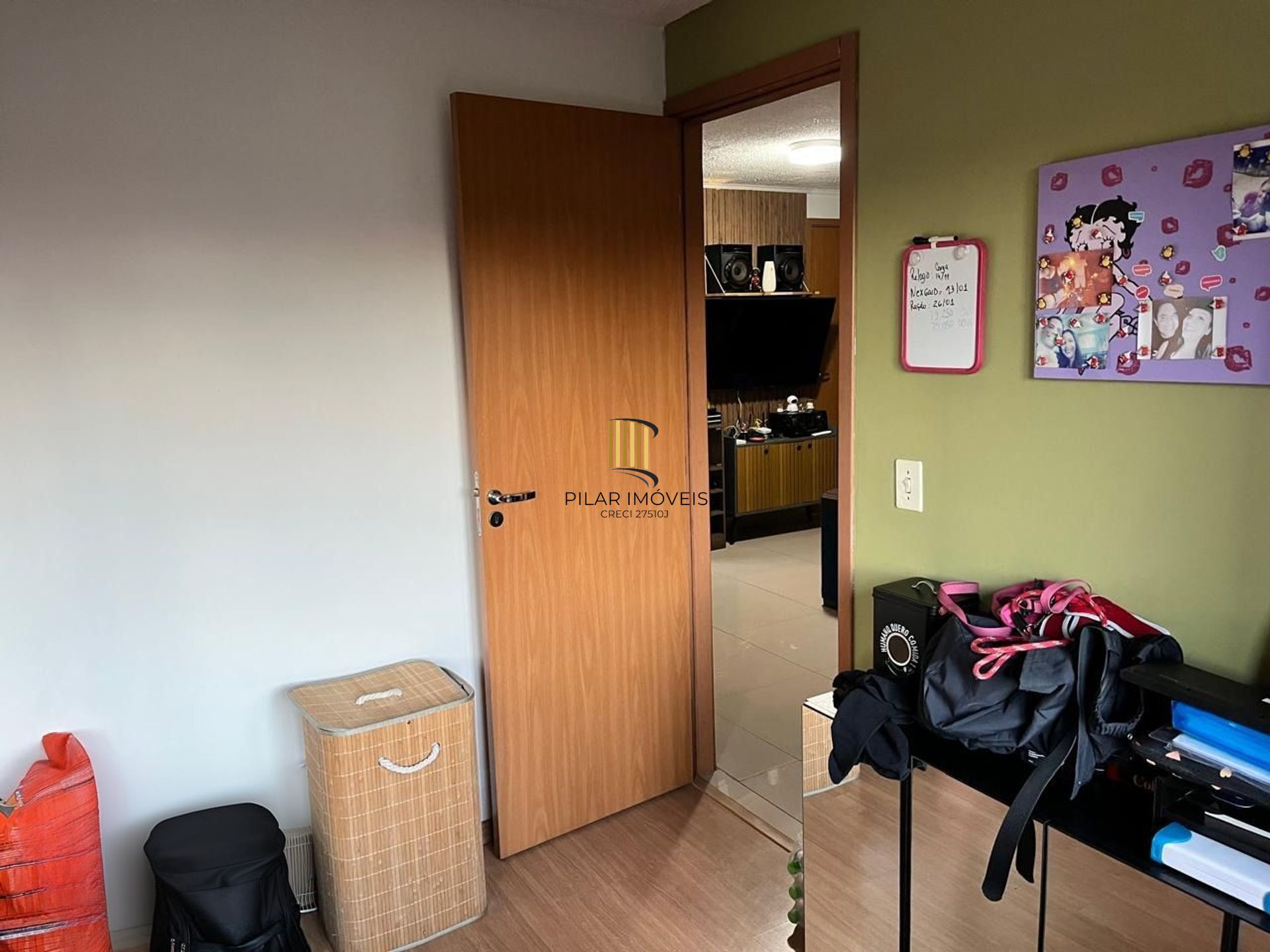 Apartamento de 2 dormitórios e 1 vaga de garagem em Canoas.